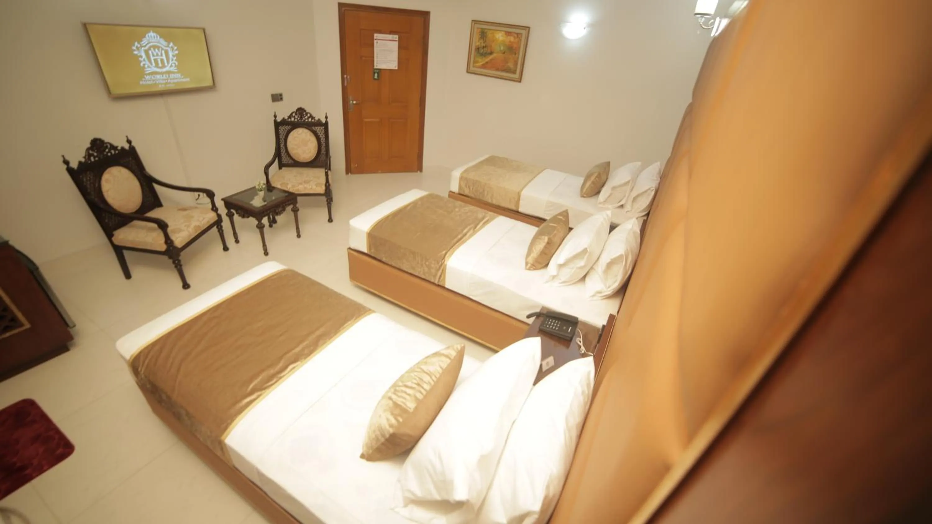 Bed in Four Squares by WI Hotel