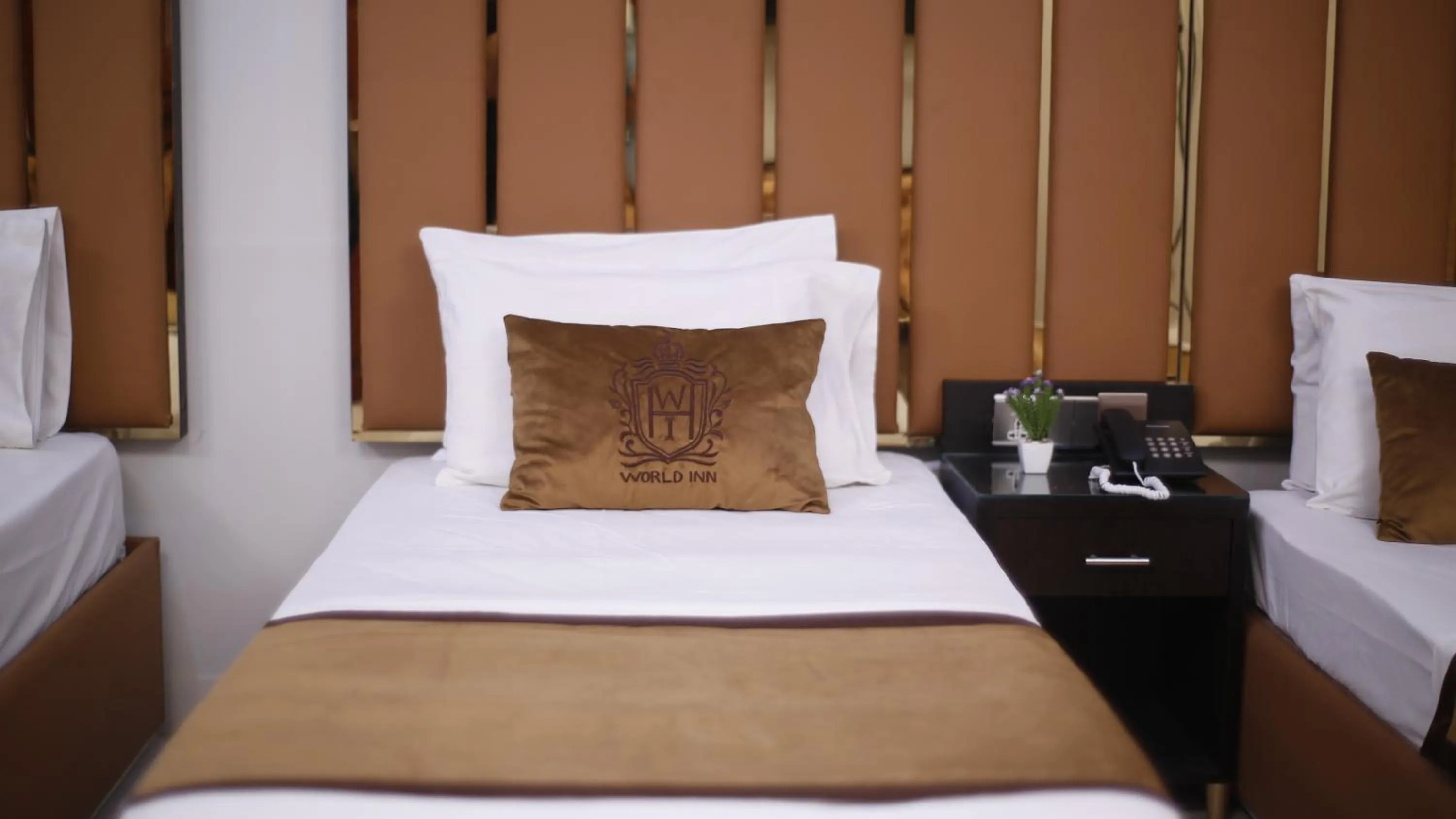 Bed in Four Squares by WI Hotel