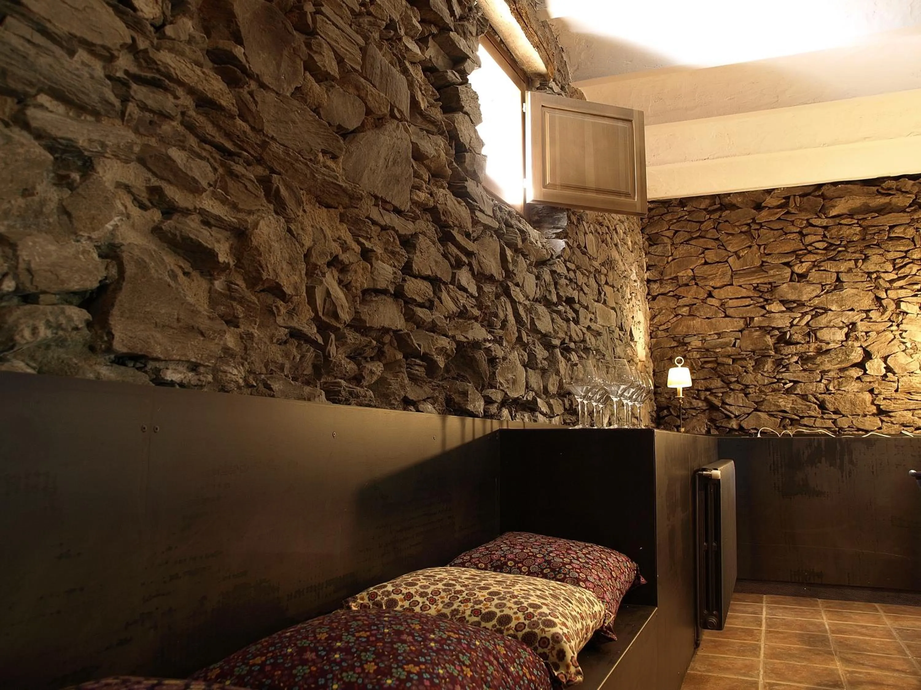 Kitchen or kitchenette, Bed in Ca l'Agnès