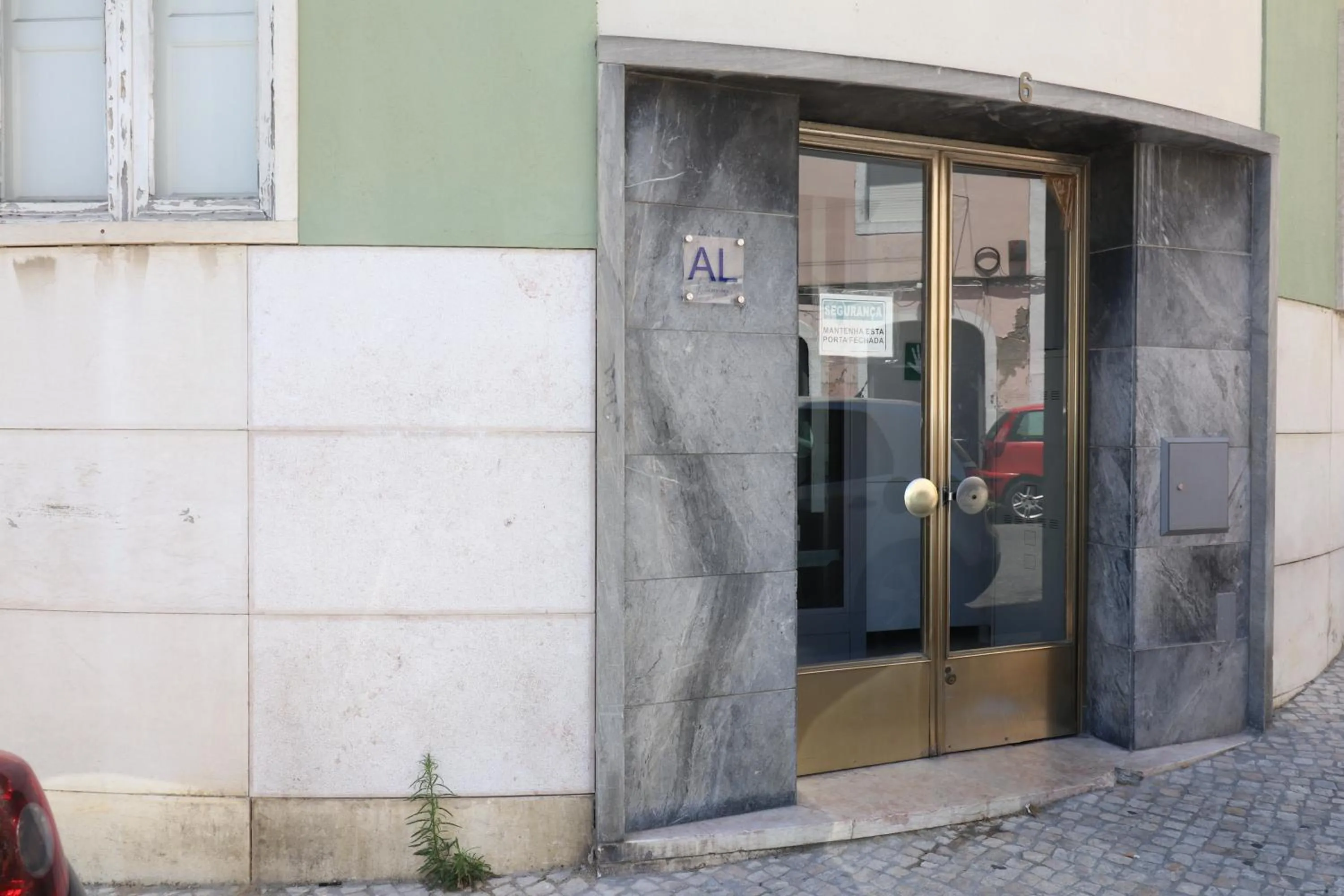 Facade/entrance in Discovery Apartment Expo - Aeroporto