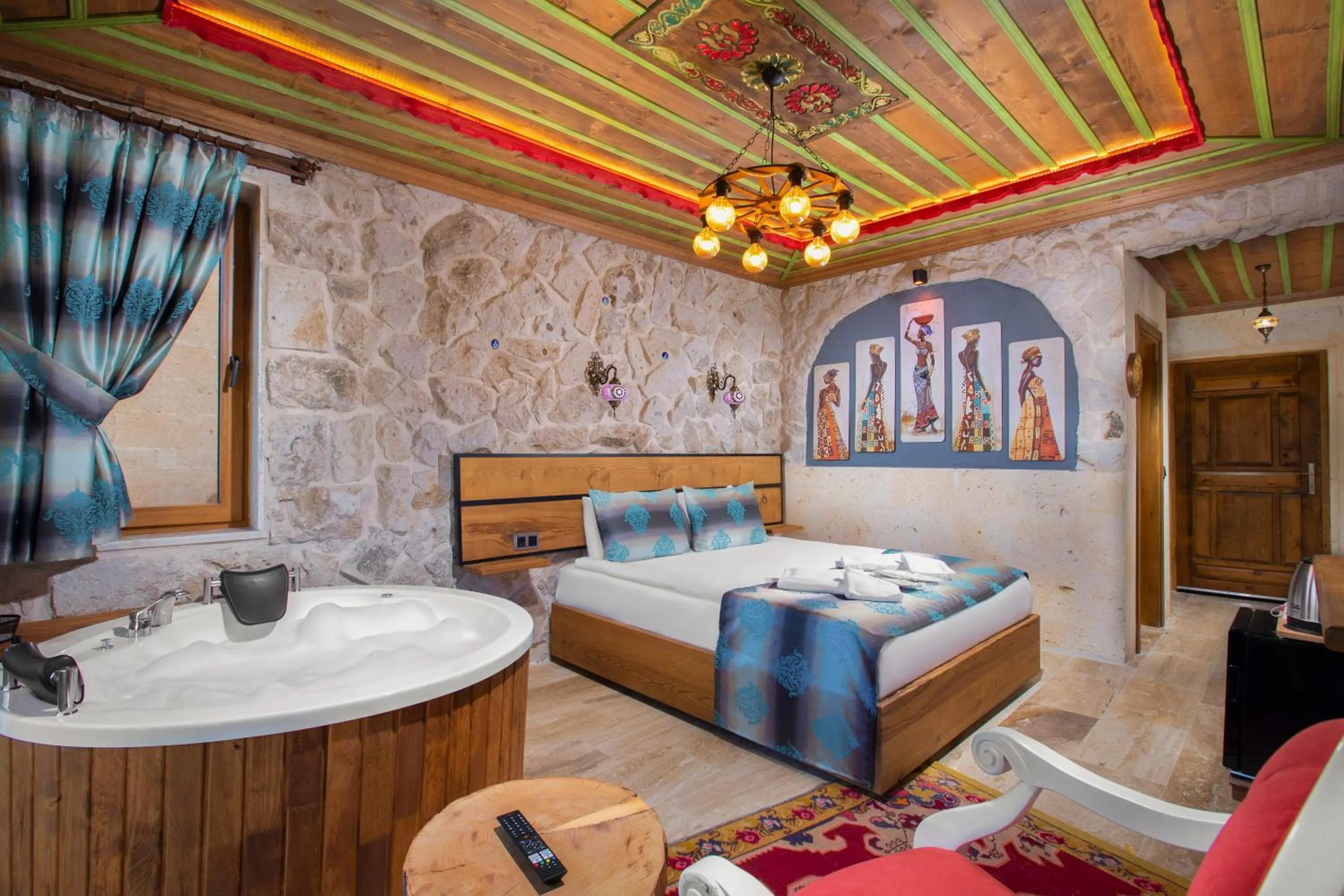 Bed in Cappadocia Fiesta Stone House