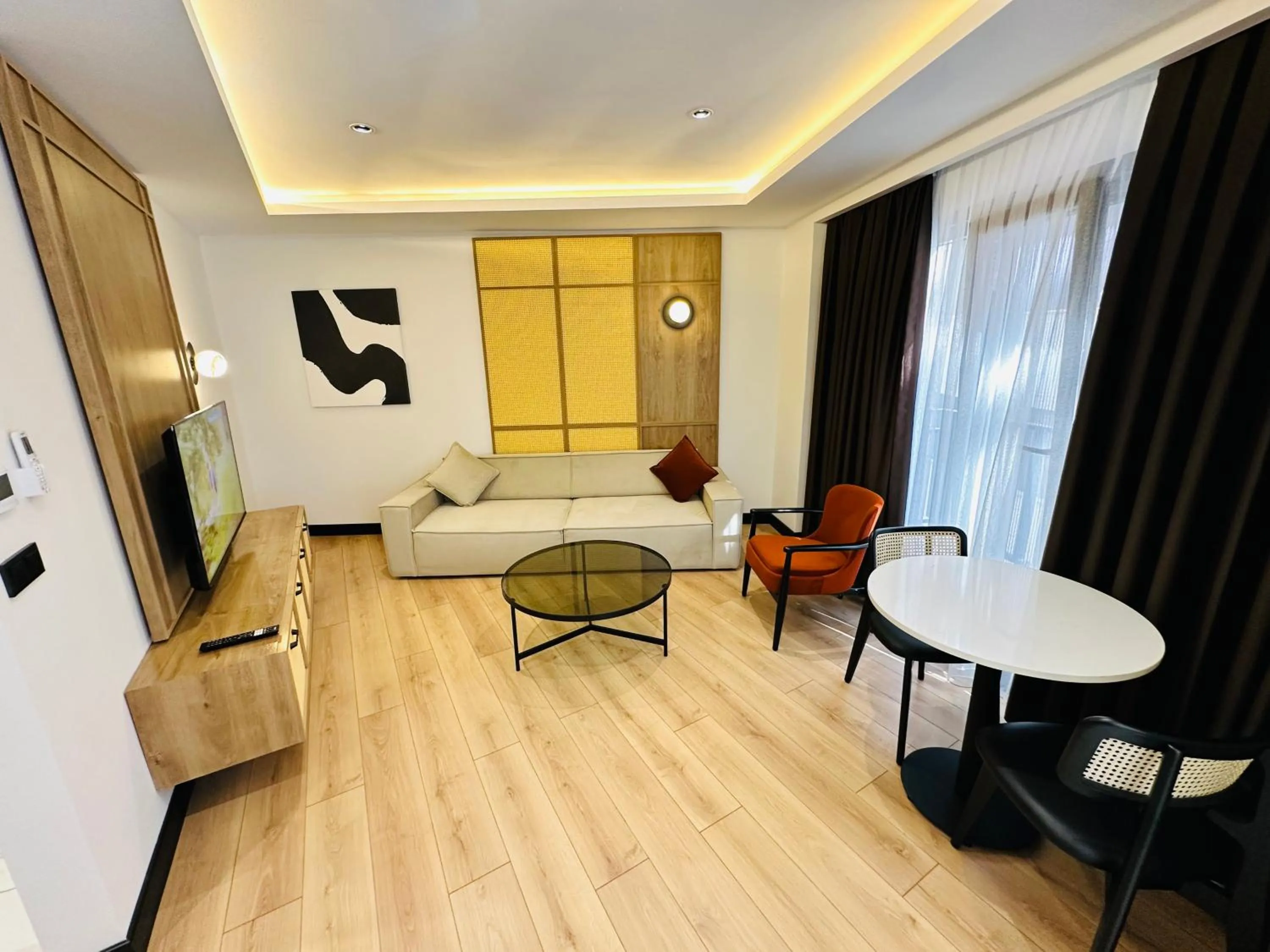 TV and multimedia in Rose Point Residence