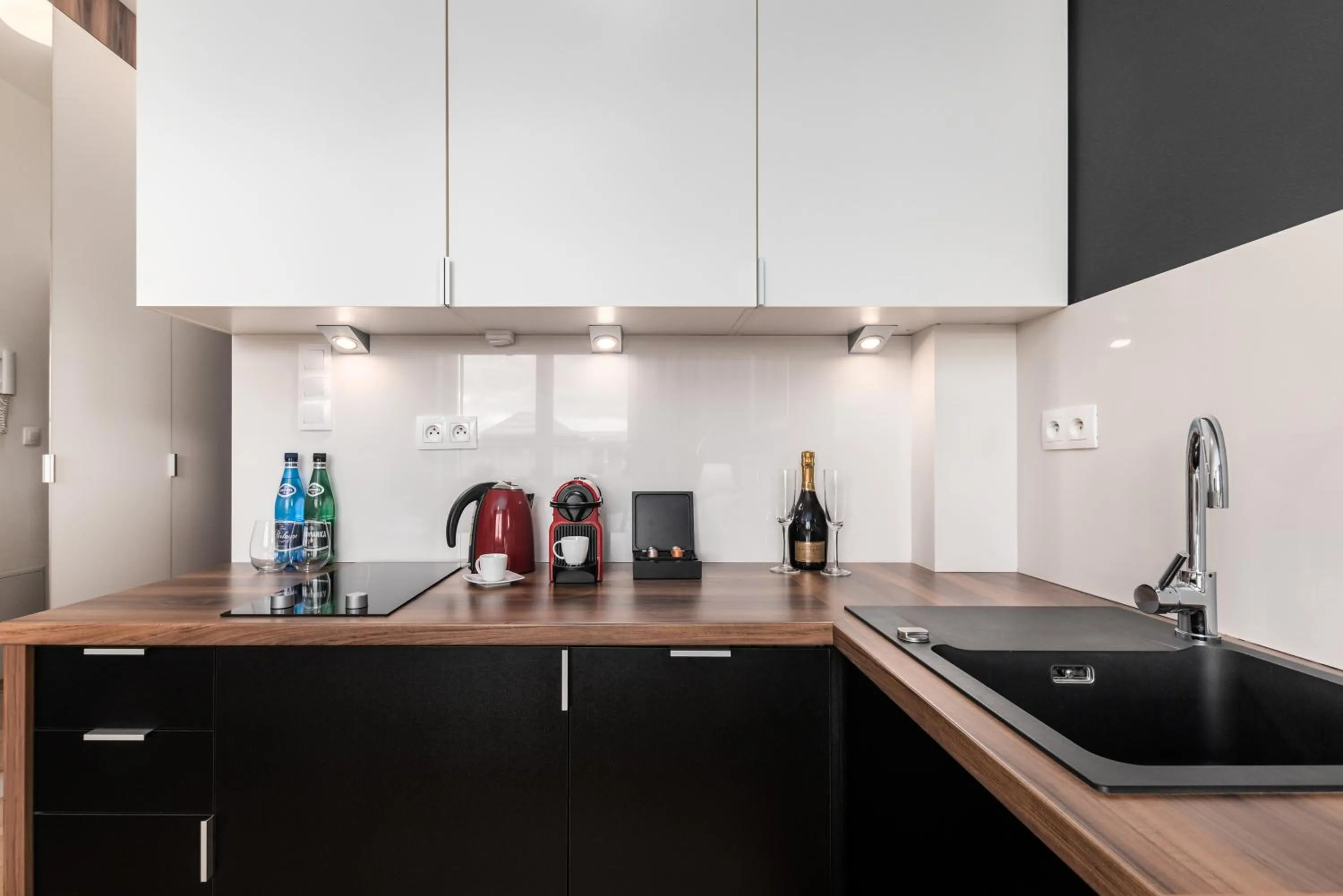 Coffee/tea facilities in Smolna Apartments by Your Freedom