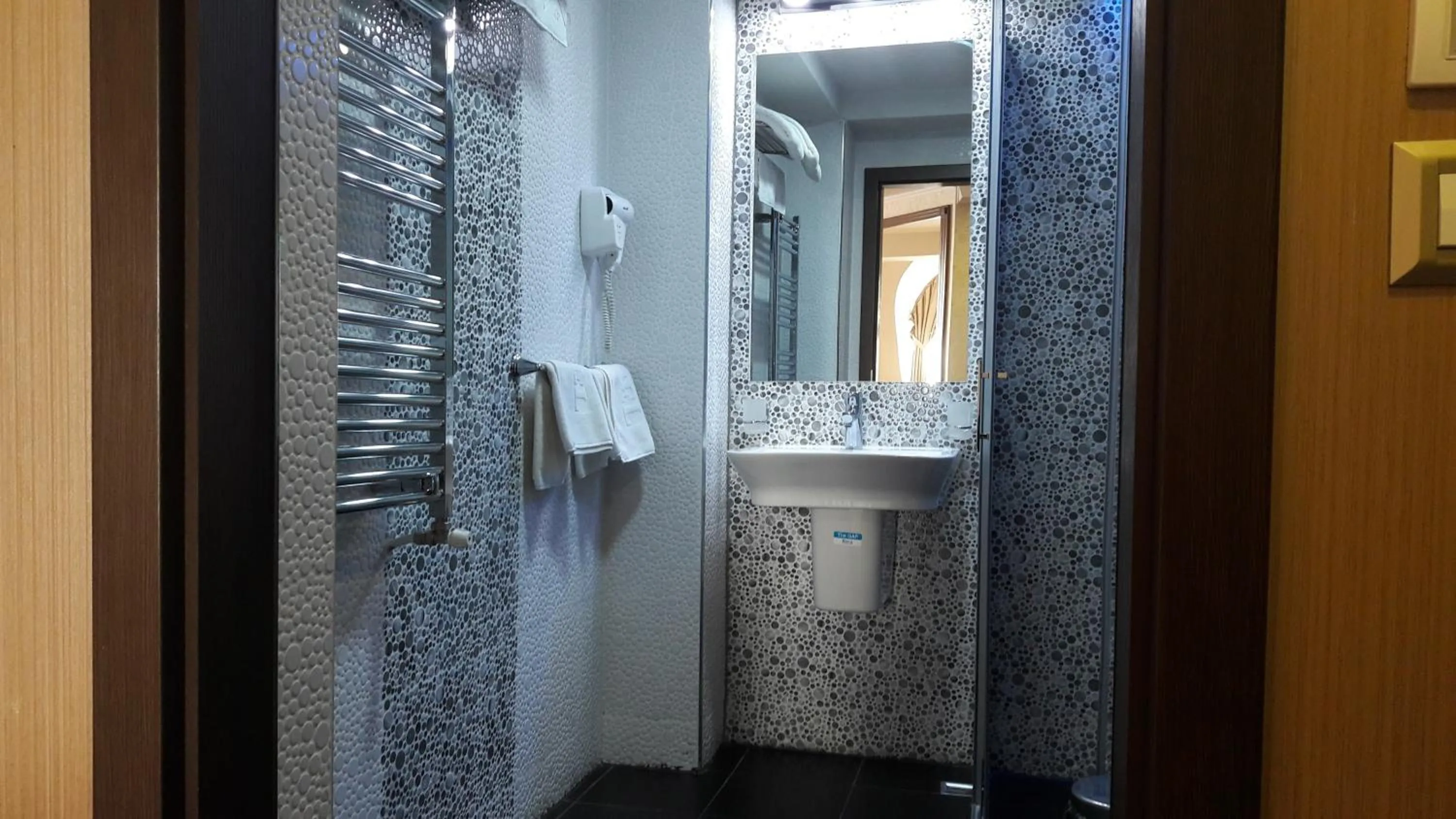 Bathroom in City Palace Hotel