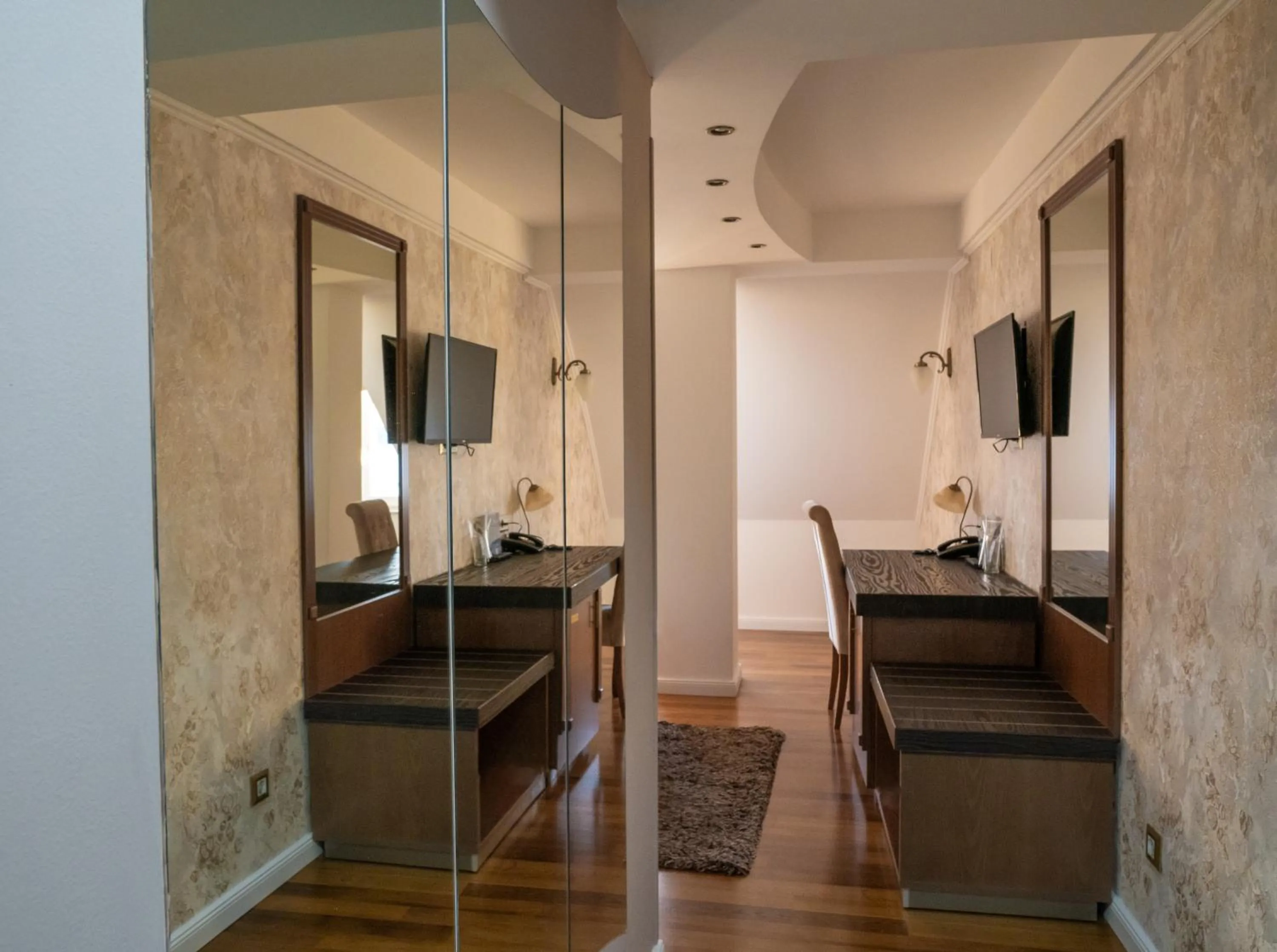 Bed in City Palace Hotel