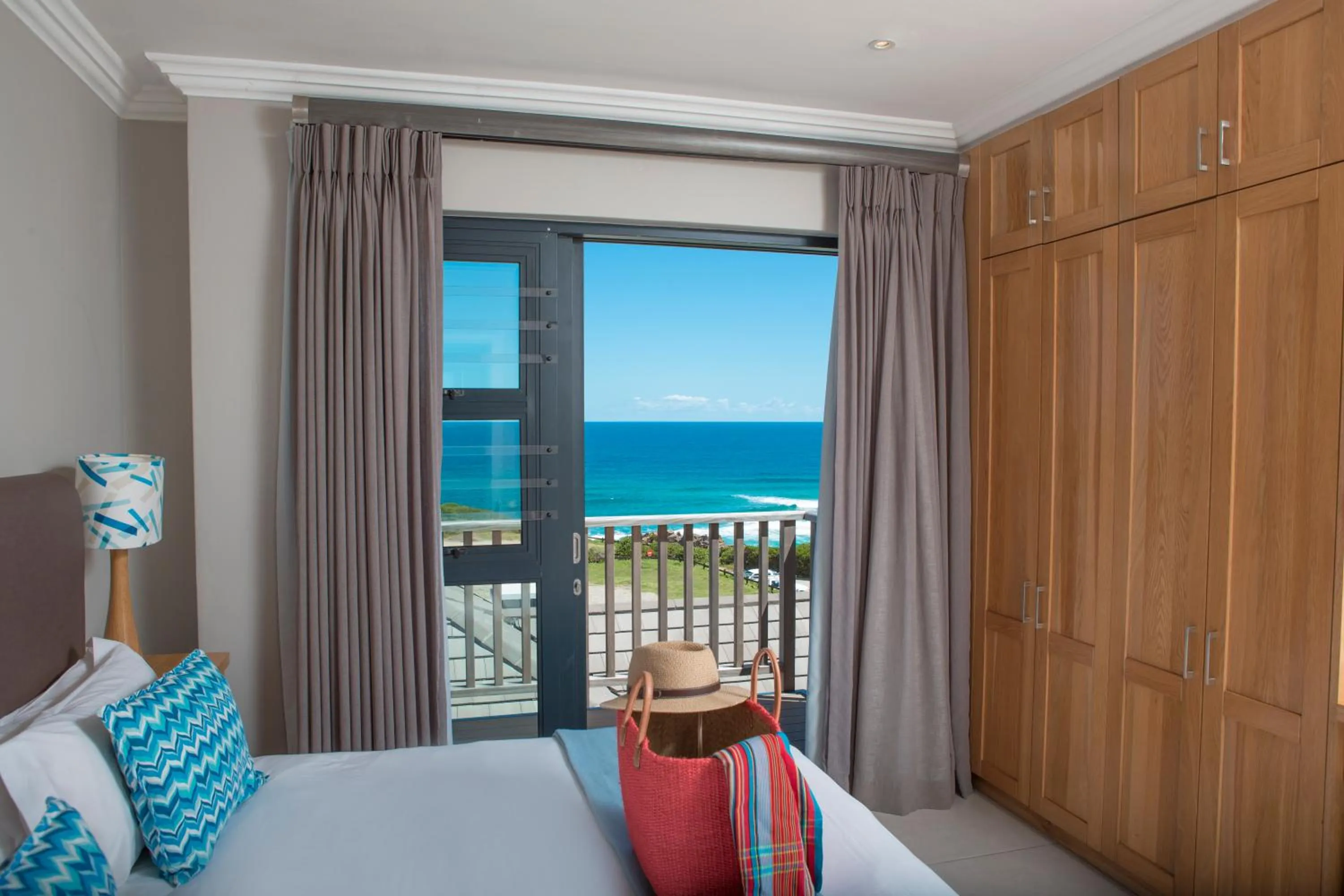 Bed in Brenton Haven Beachfront Resort