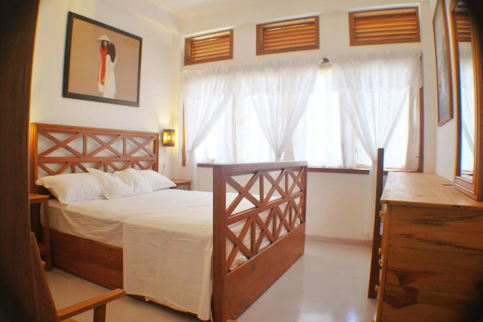 Three-Bedroom Villa in Cottage 2010