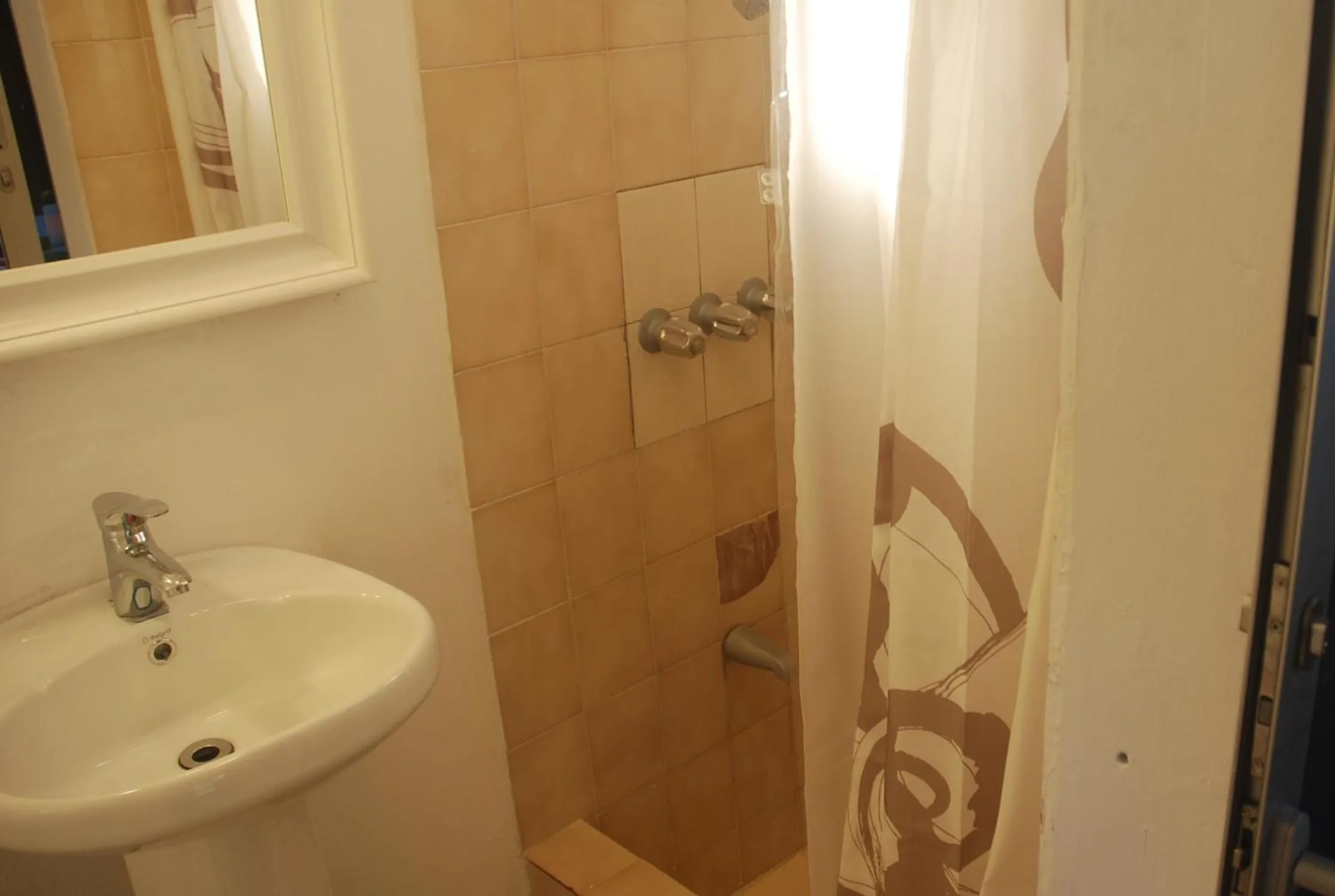 E&J Boutique Residences