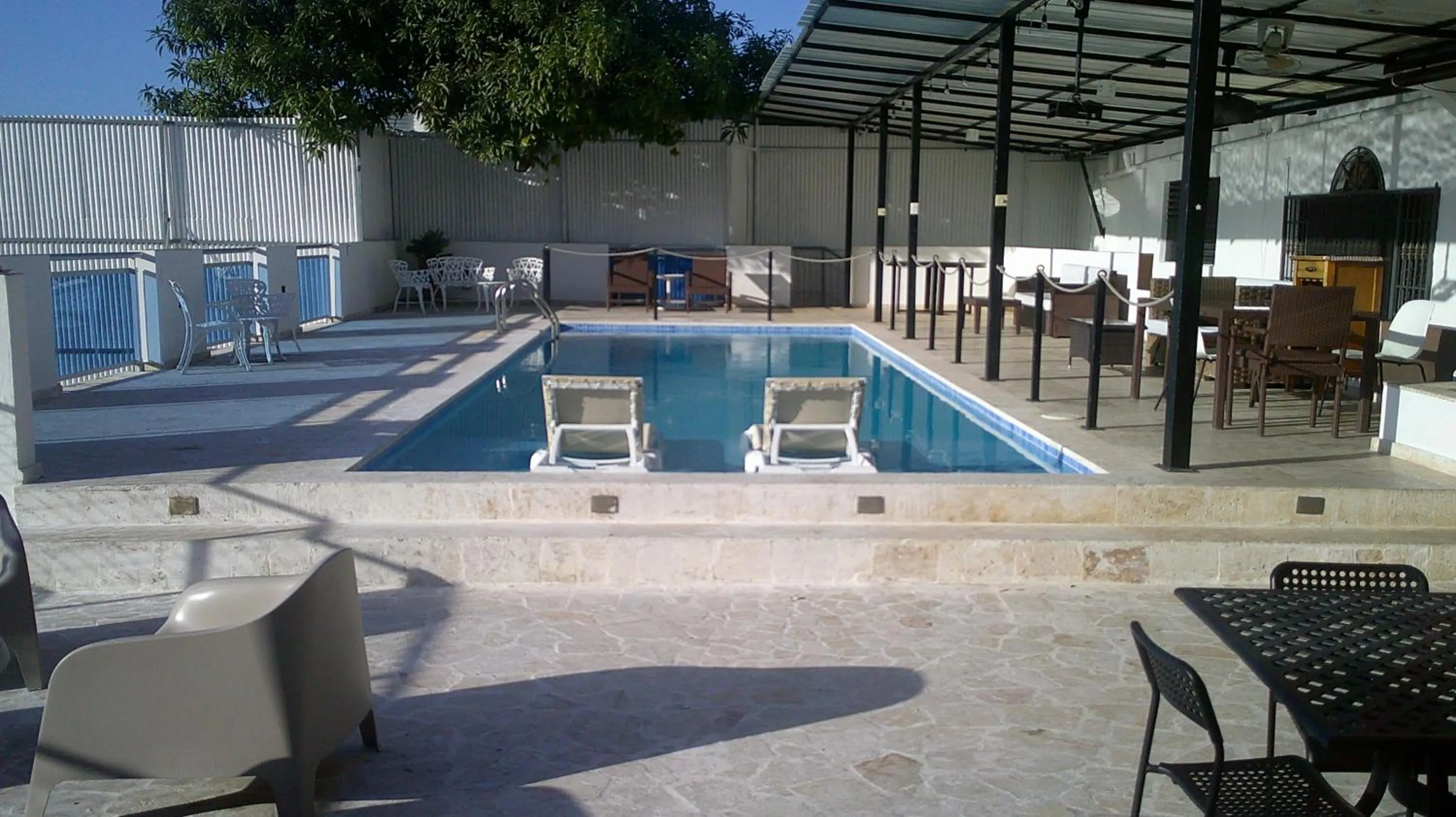 E&J Boutique Residences