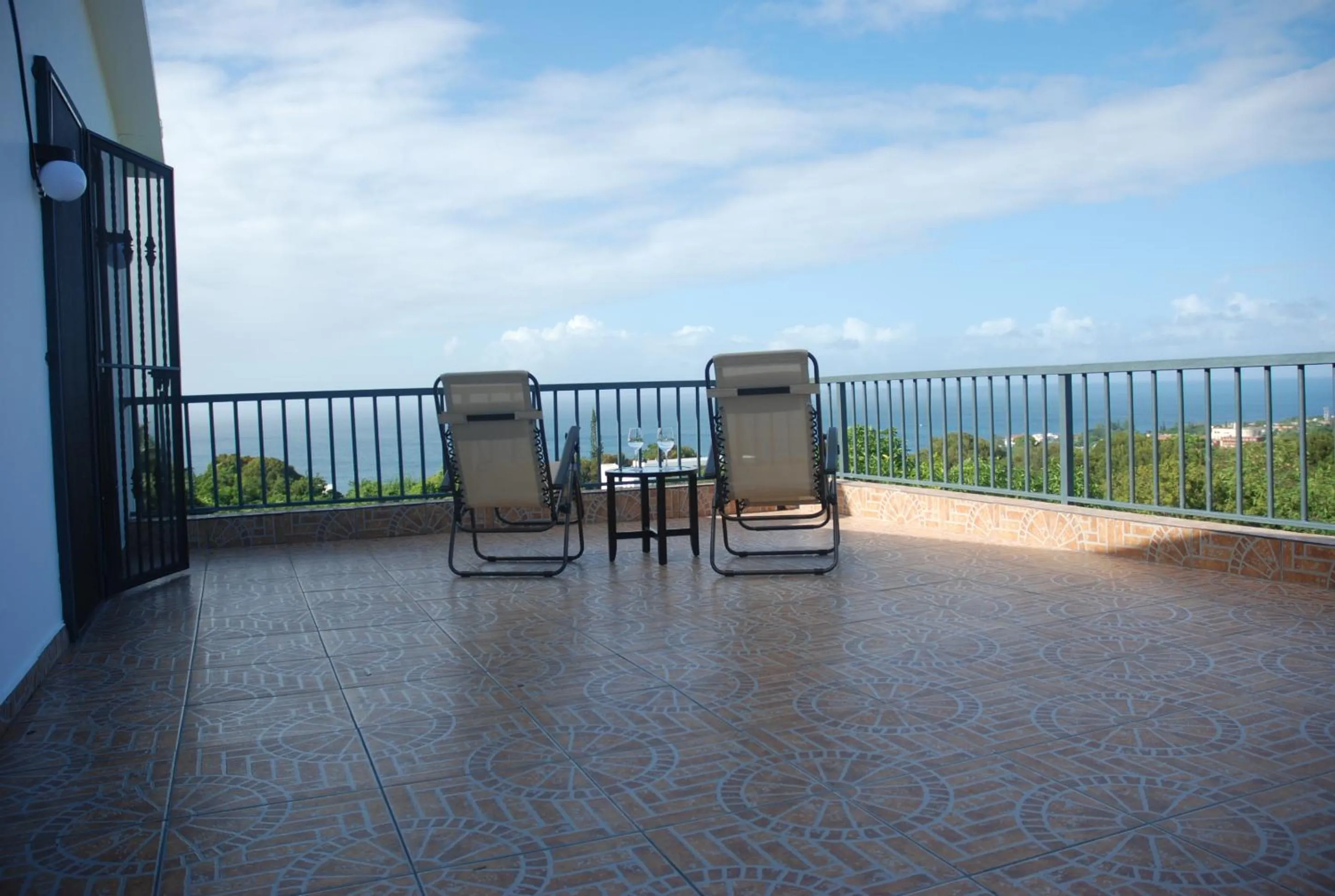 Balcony/Terrace in E&J Boutique Residences