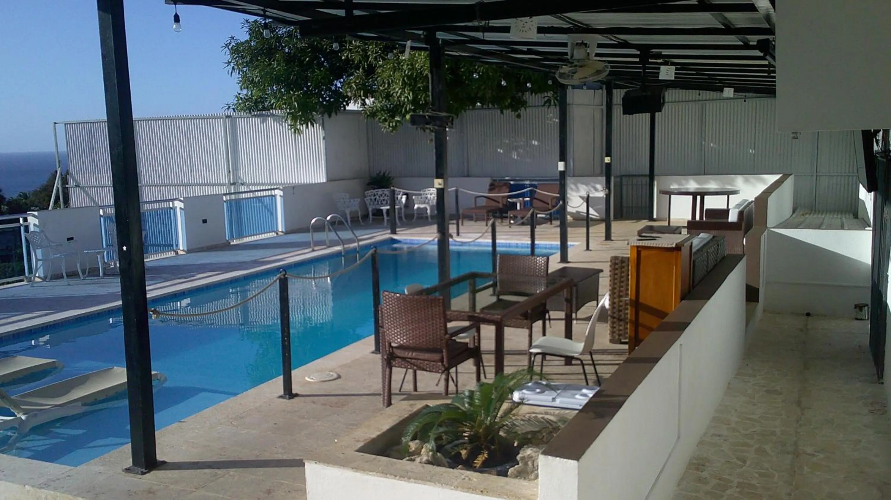 E&J Boutique Residences