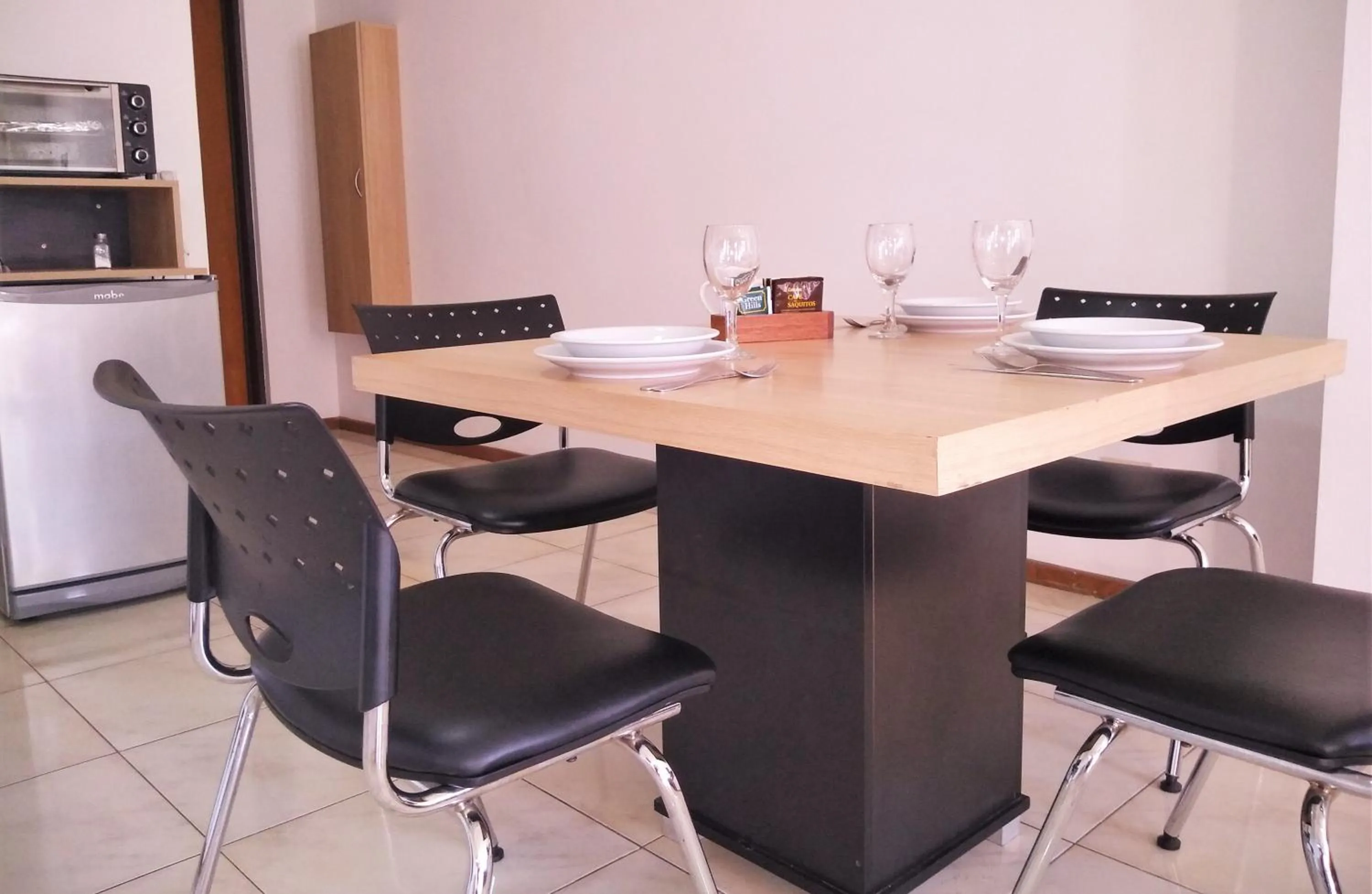Dining area in Apartamentos Mendoza Premium