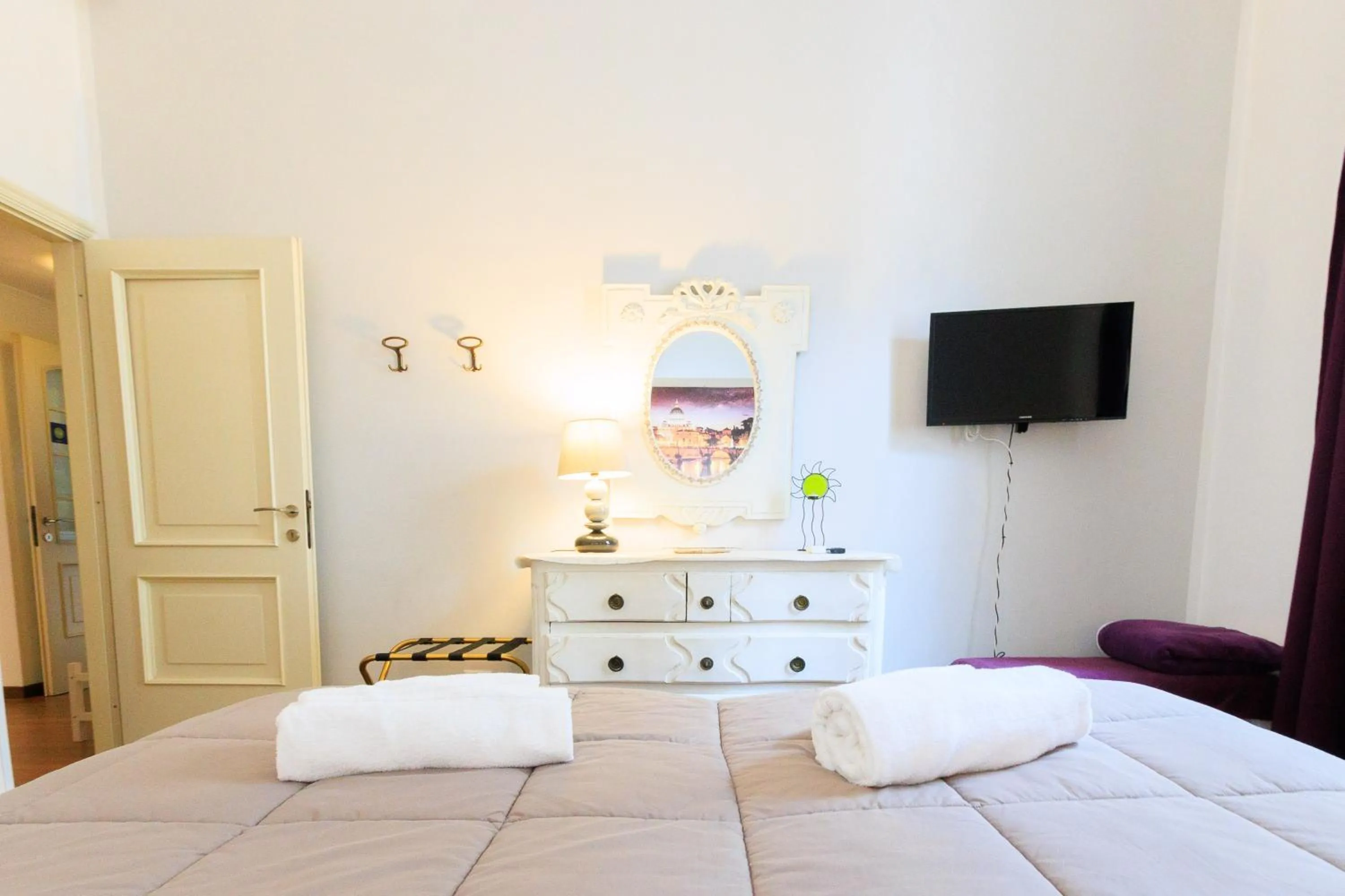 TV and multimedia, Bed in Vespasiano 49