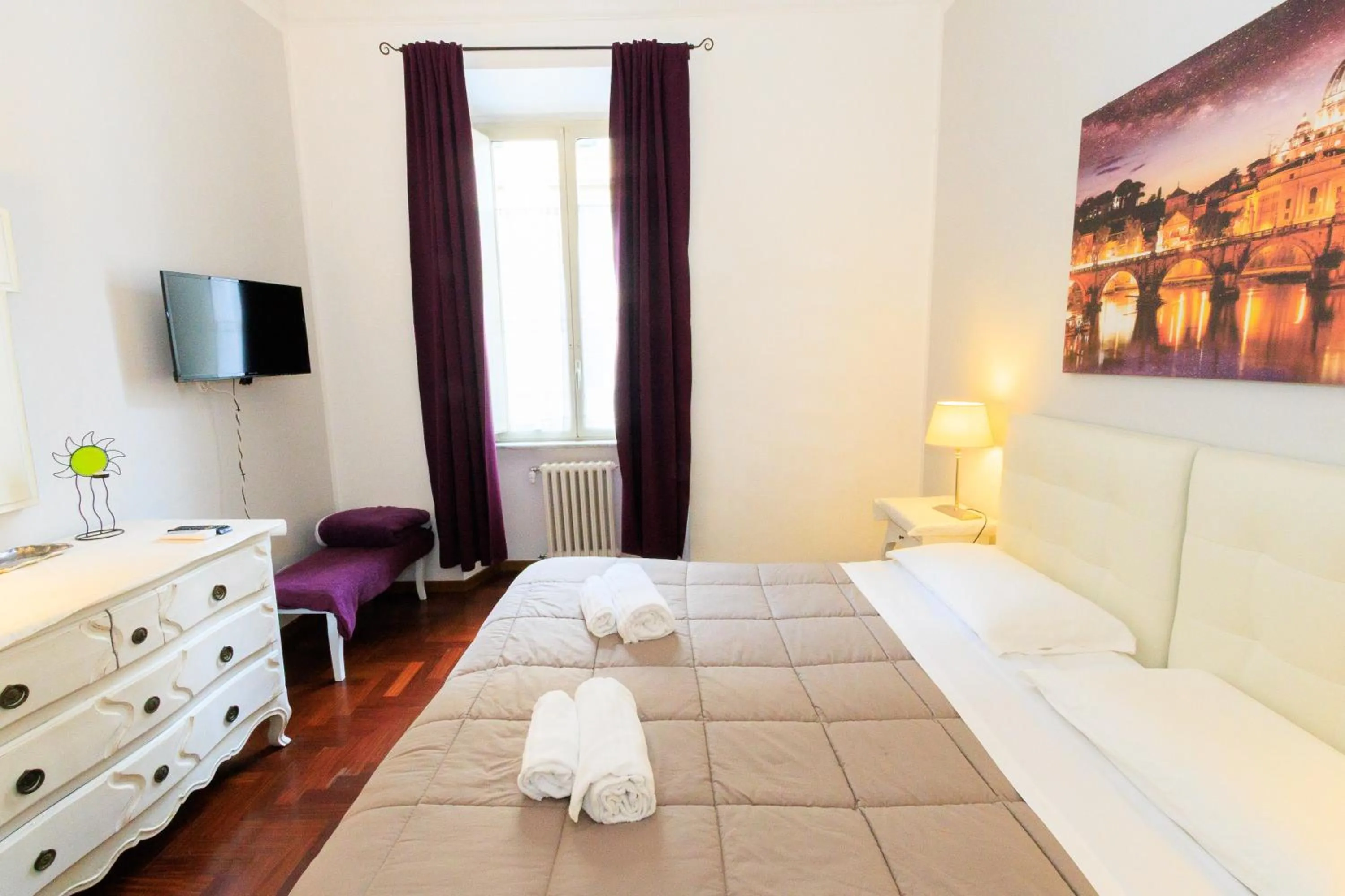 Bedroom, Bed in Vespasiano 49