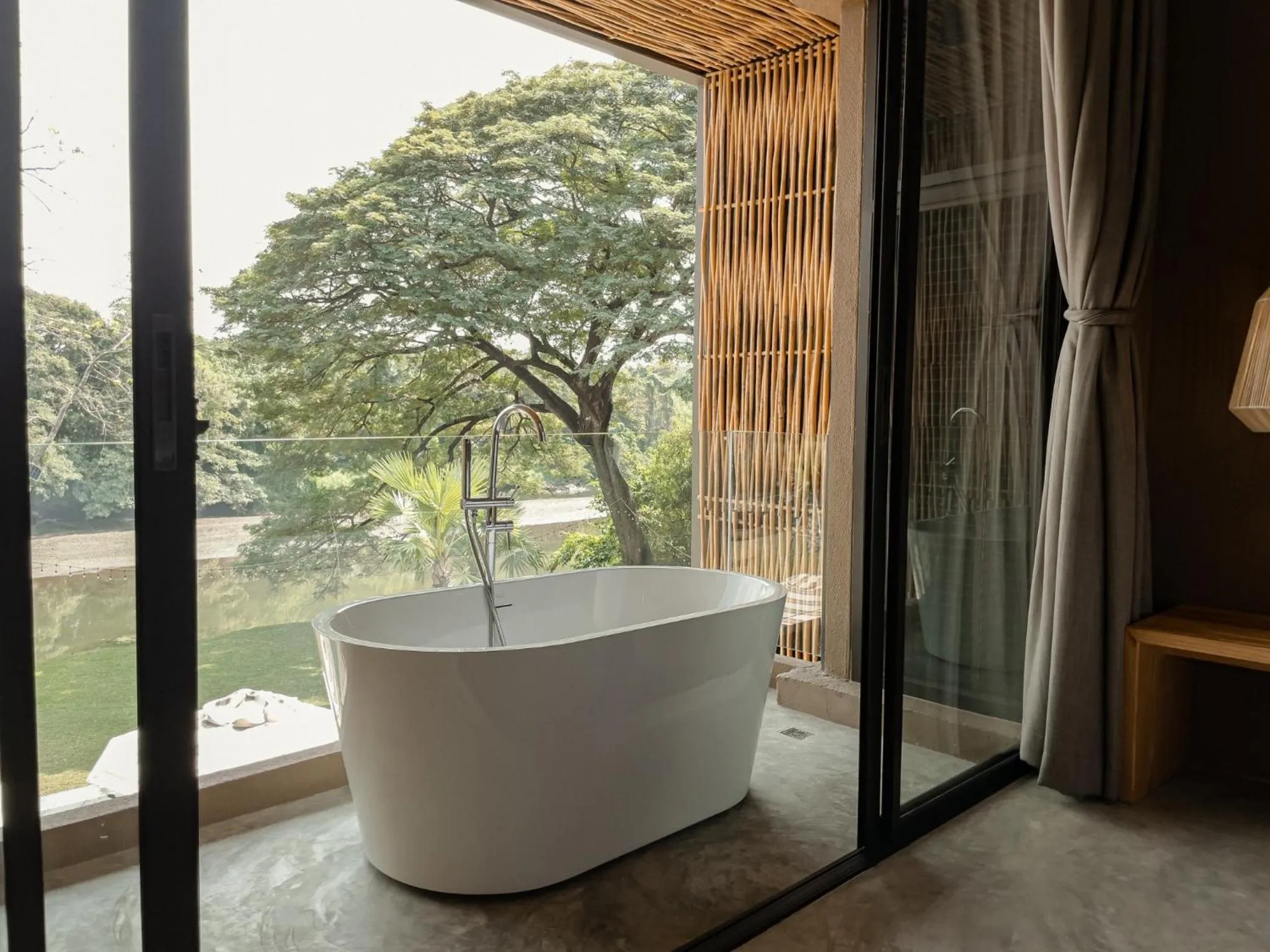 Historykan Kanchanaburi Hotel