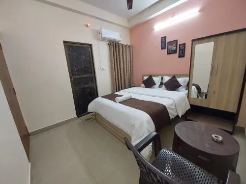 Manor Residency