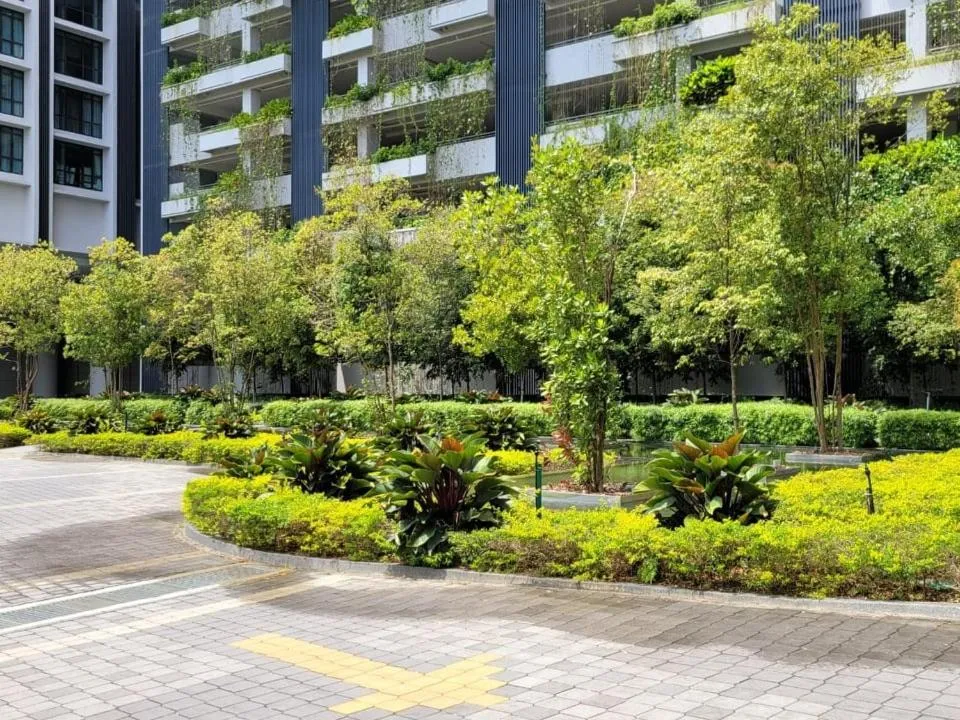 GM 1205 Couple Cozy Netflix 100mbps BySTAY