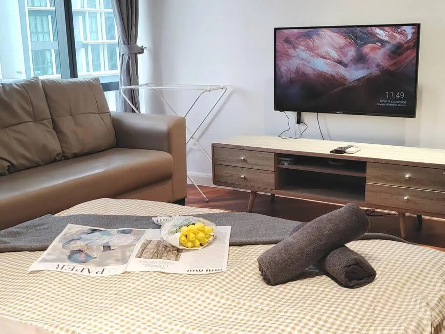 GM 1205 Couple Cozy Netflix 100mbps BySTAY