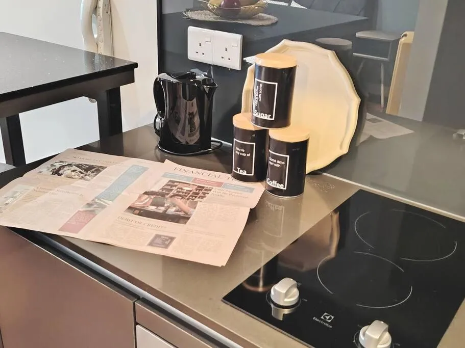 GM 1205 Couple Cozy Netflix 100mbps BySTAY