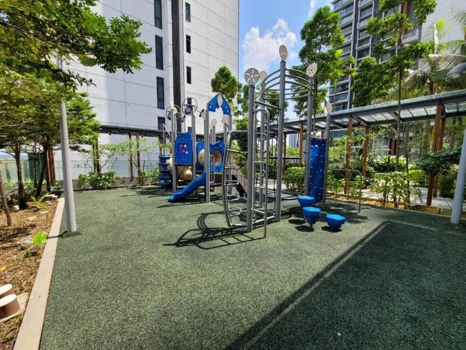 GM 1205 Couple Cozy Netflix 100mbps BySTAY