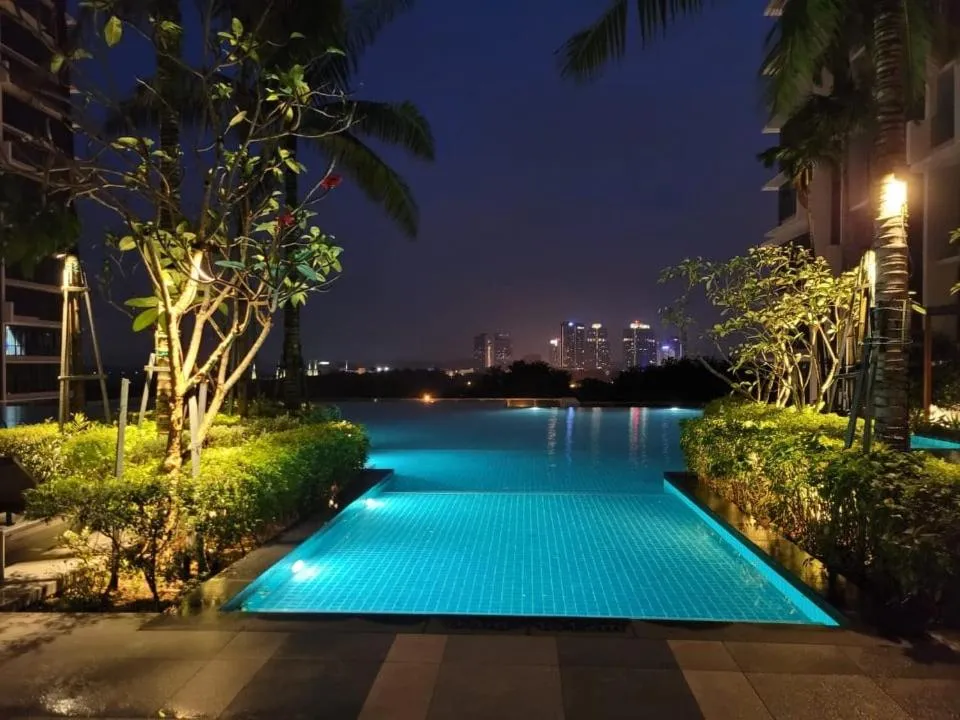 GM 1205 Couple Cozy Netflix 100mbps BySTAY