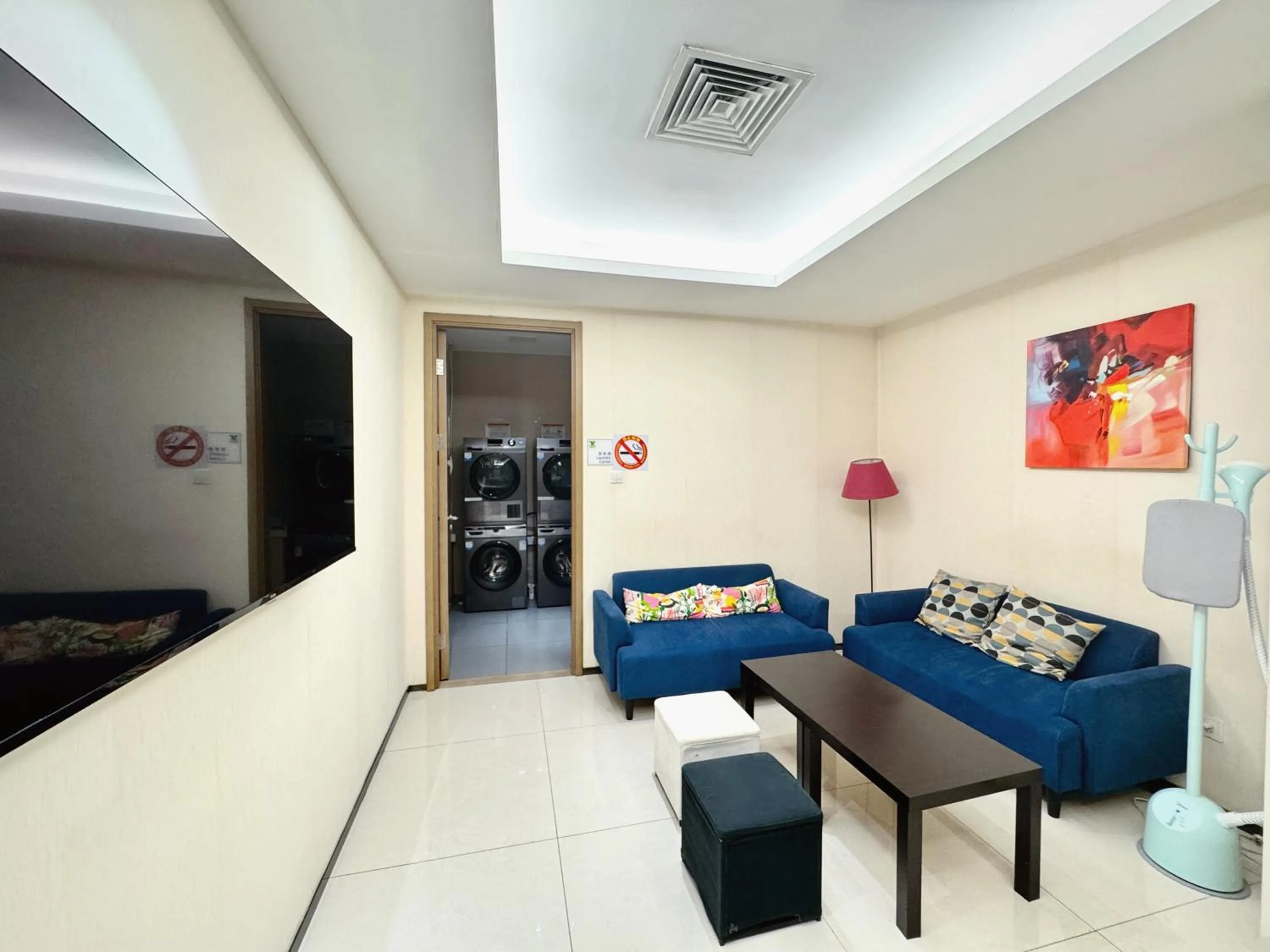 laundry in Holiday Inn Express Shanghai New Jinqiao by IHG