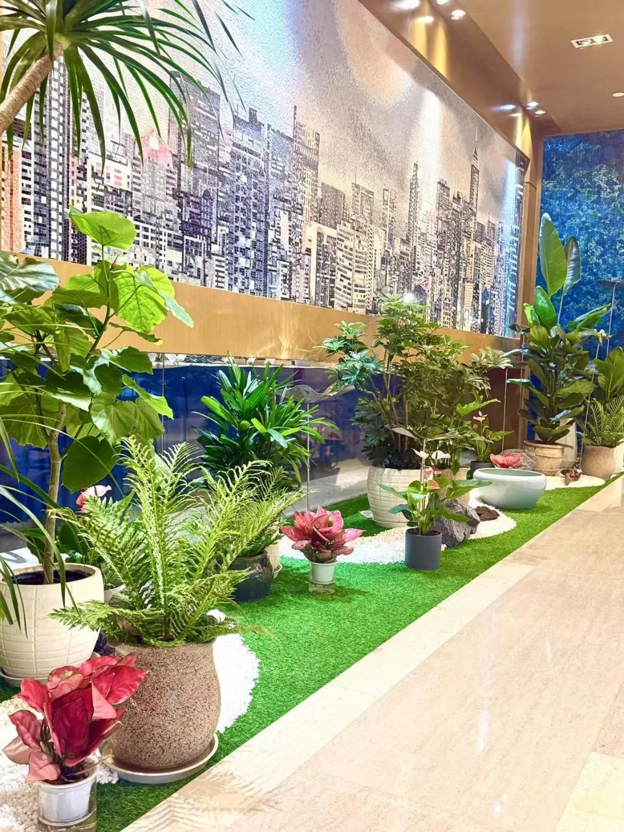 Lobby or reception in Holiday Inn Express Shanghai New Jinqiao by IHG