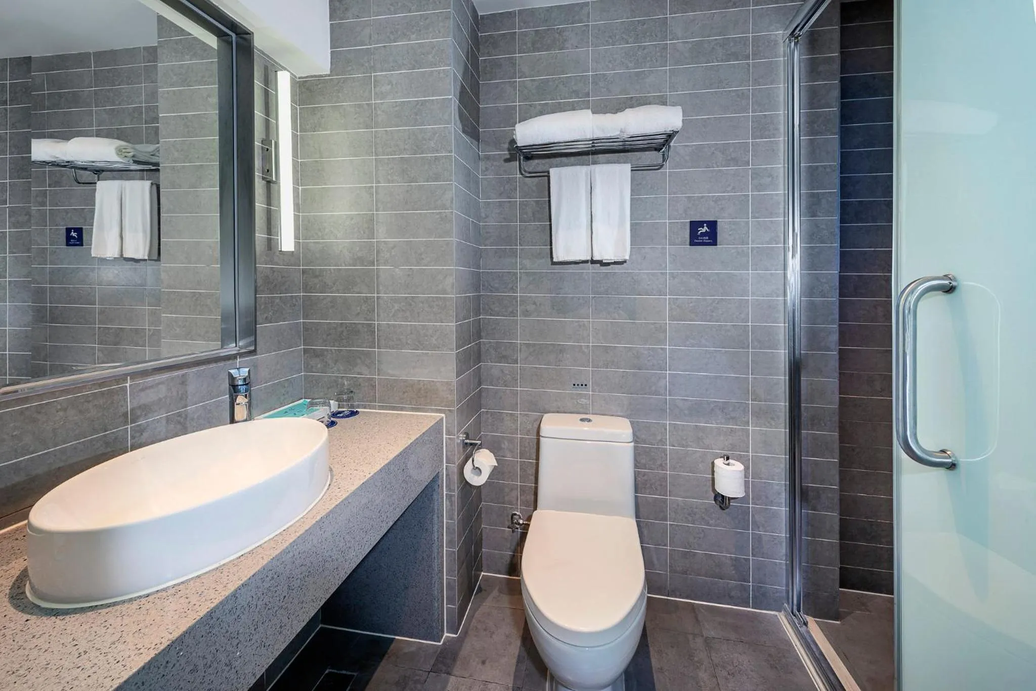 Photo of the whole room in Holiday Inn Express Haikou West Coast by IHG