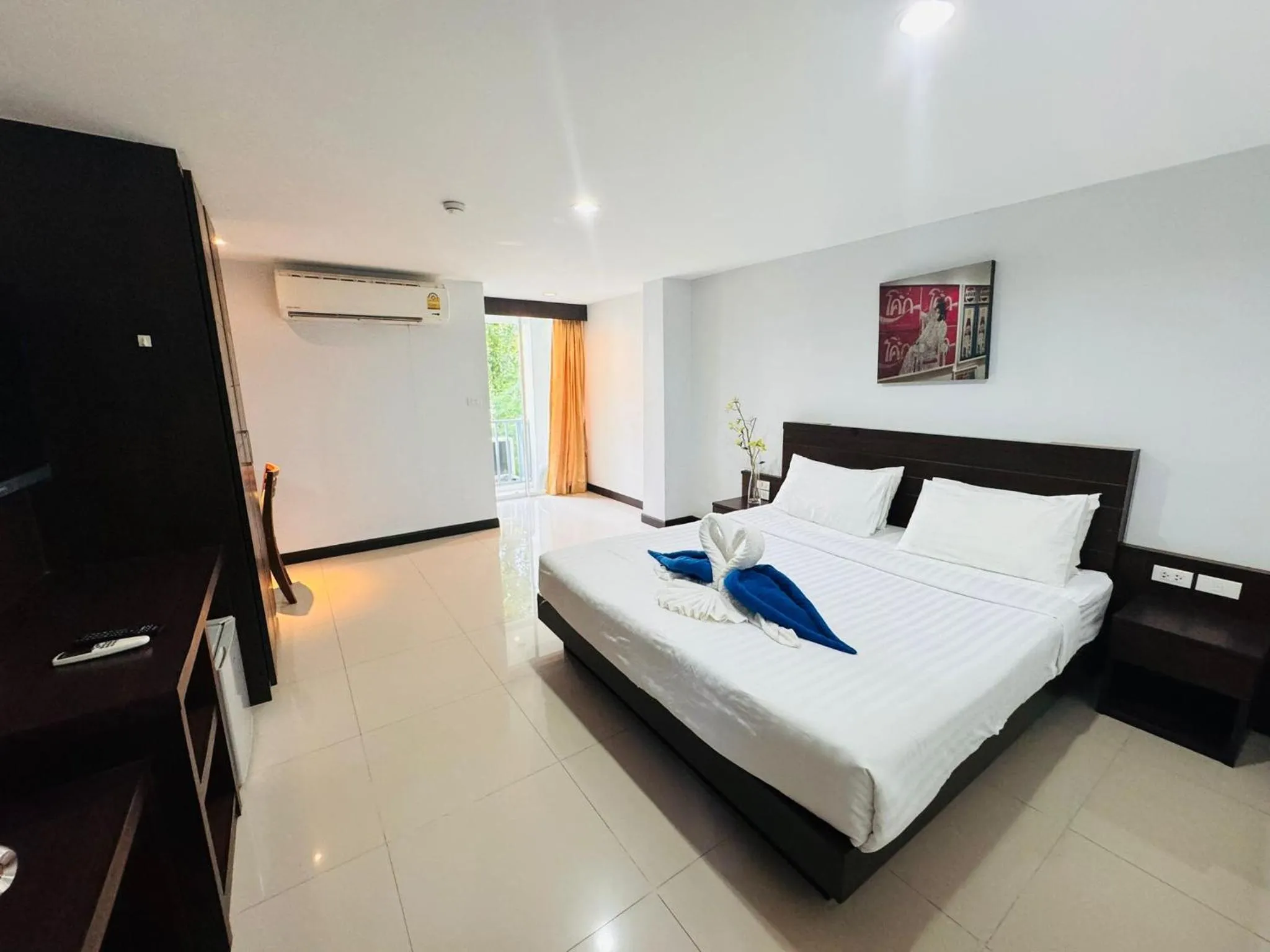 Bed in La Casa Patong