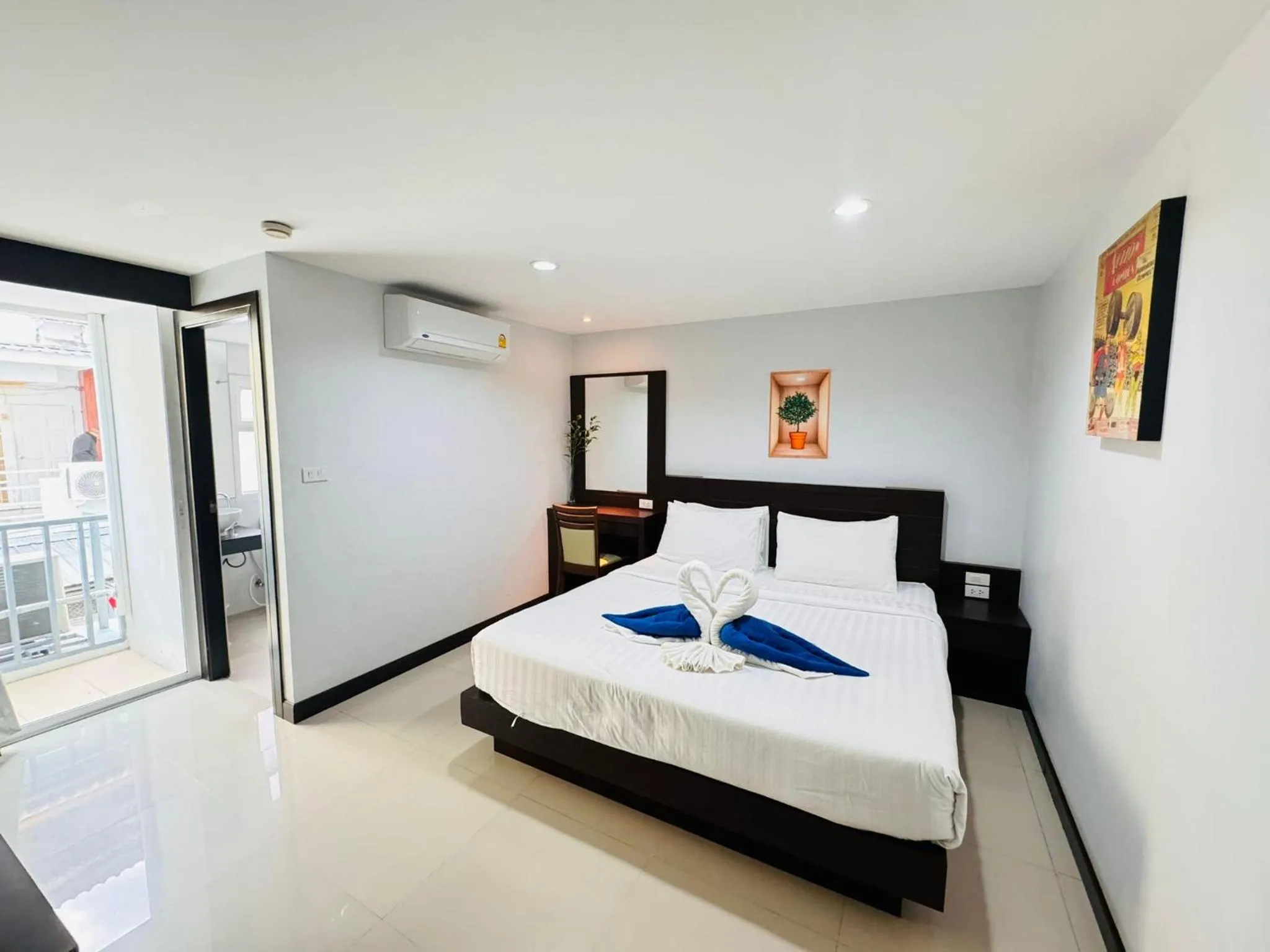 Bed in La Casa Patong