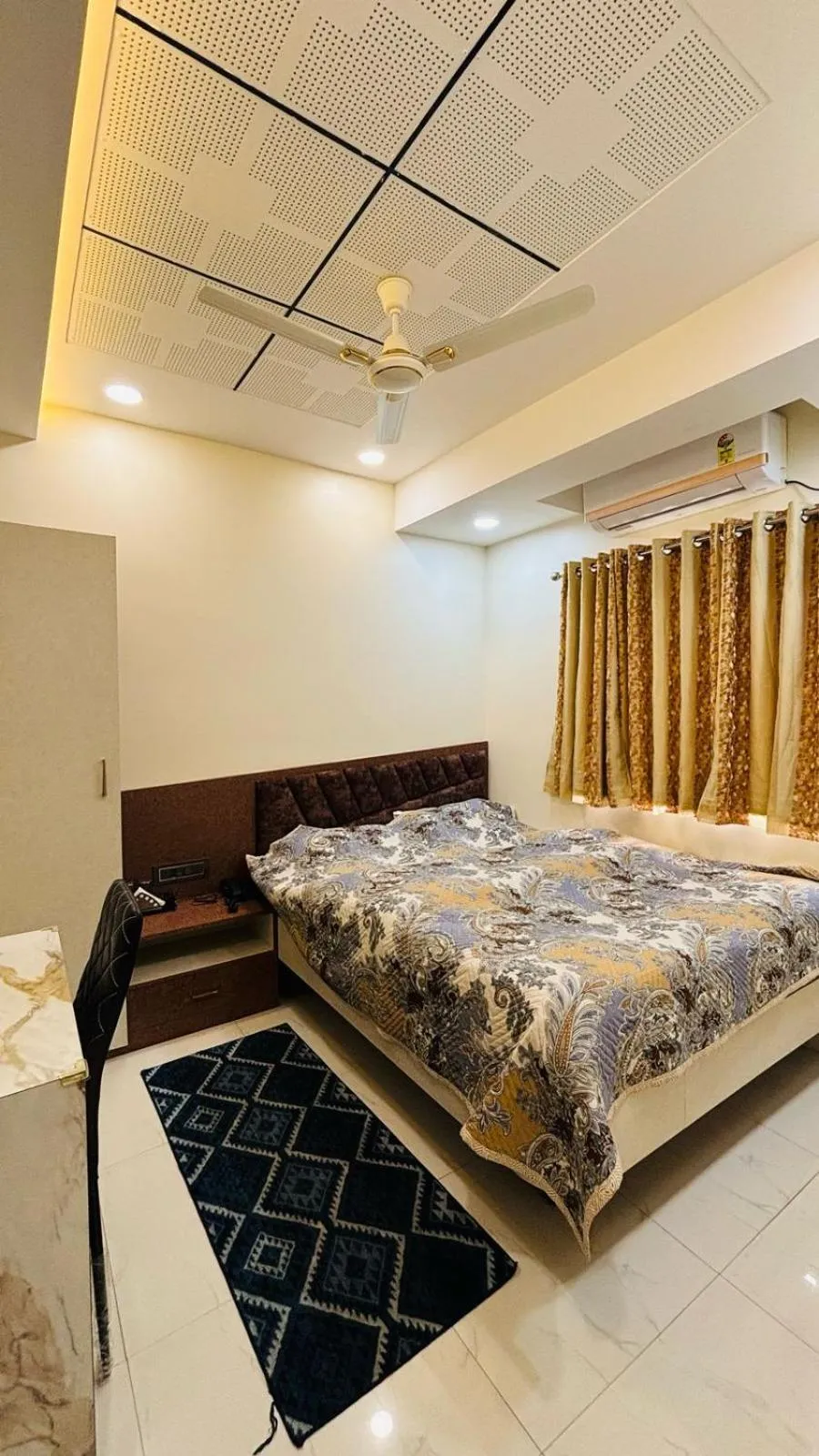 Bed in Hotel Vivaanta