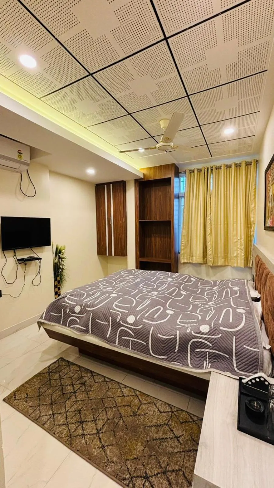 Bed in Hotel Vivaanta