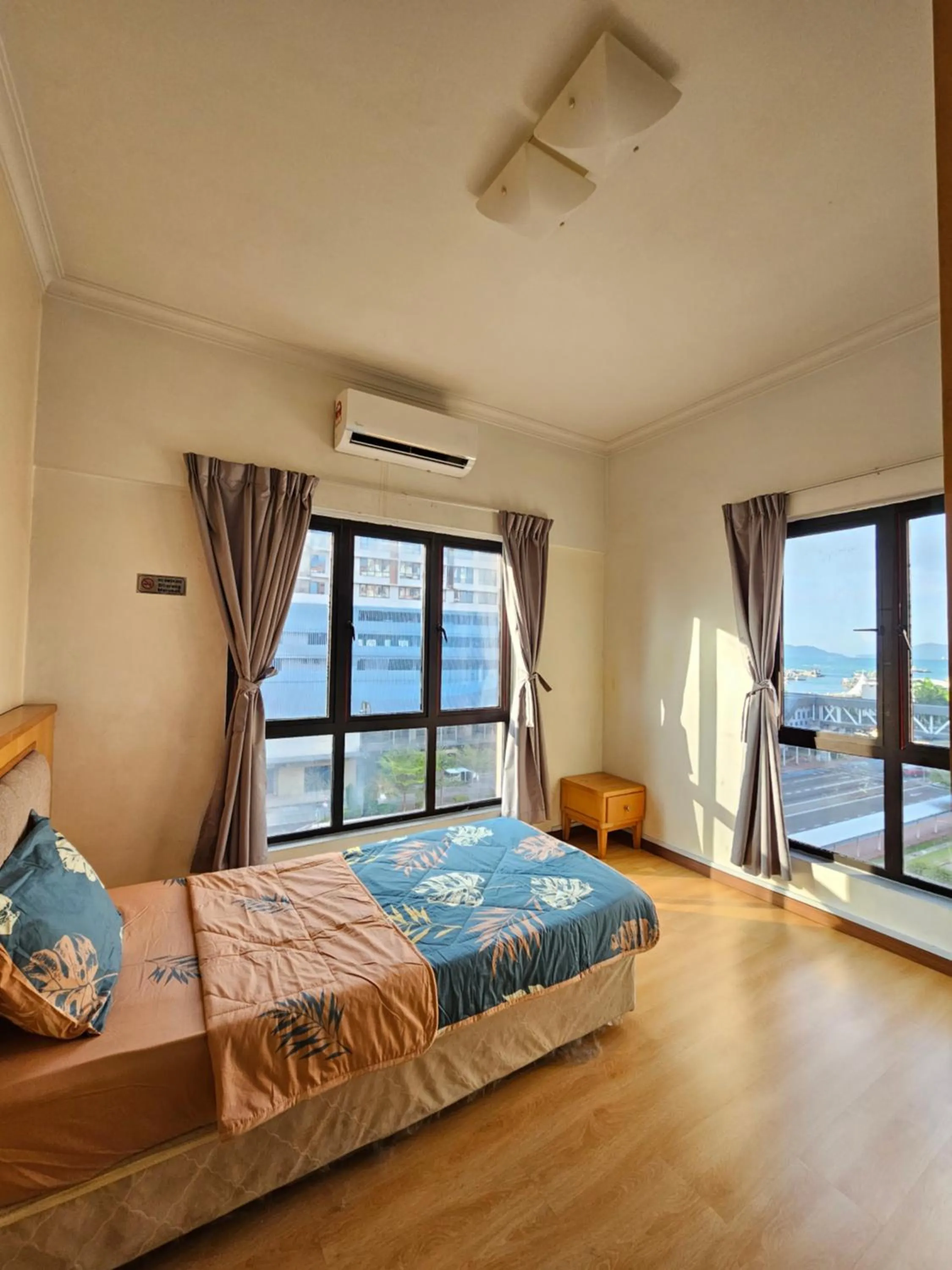 Bed in HBKK-Marina Court