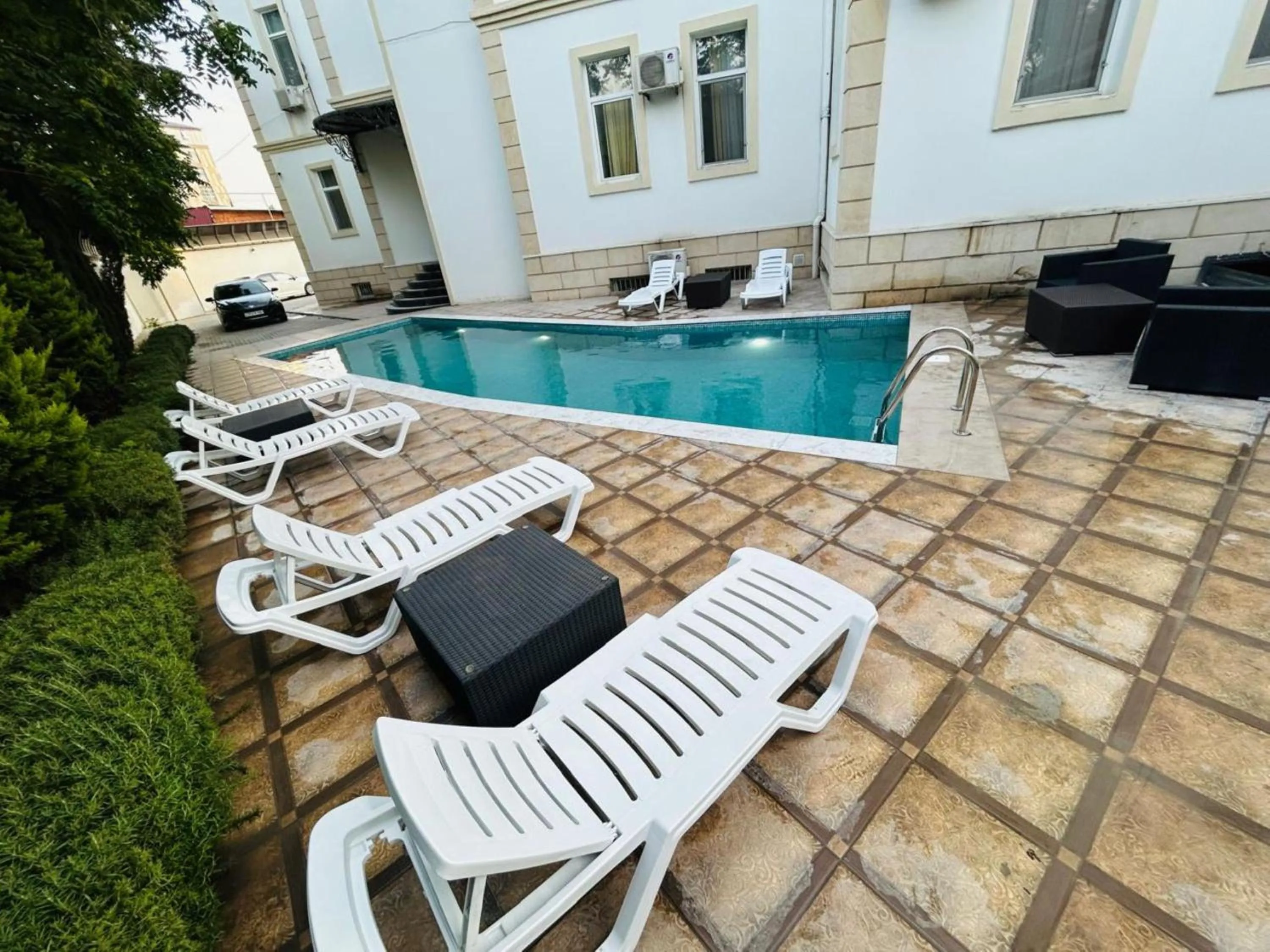 Swimming pool in Family Hotel - Free Massage