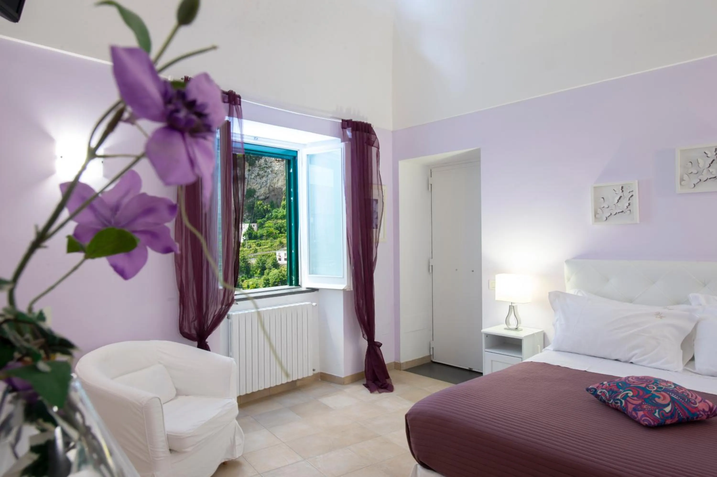 Bed in Villa Knight