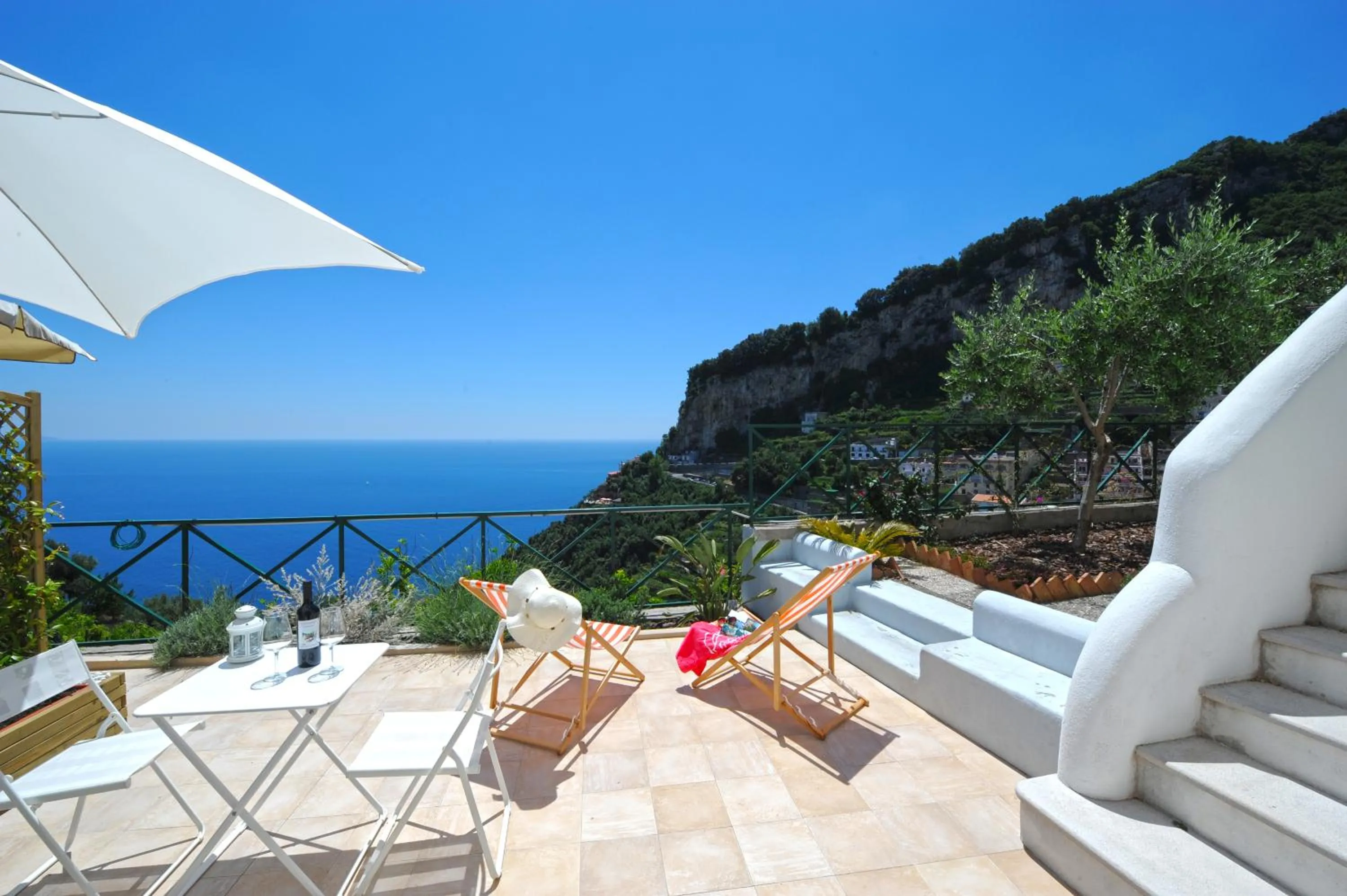 Patio in Villa Knight
