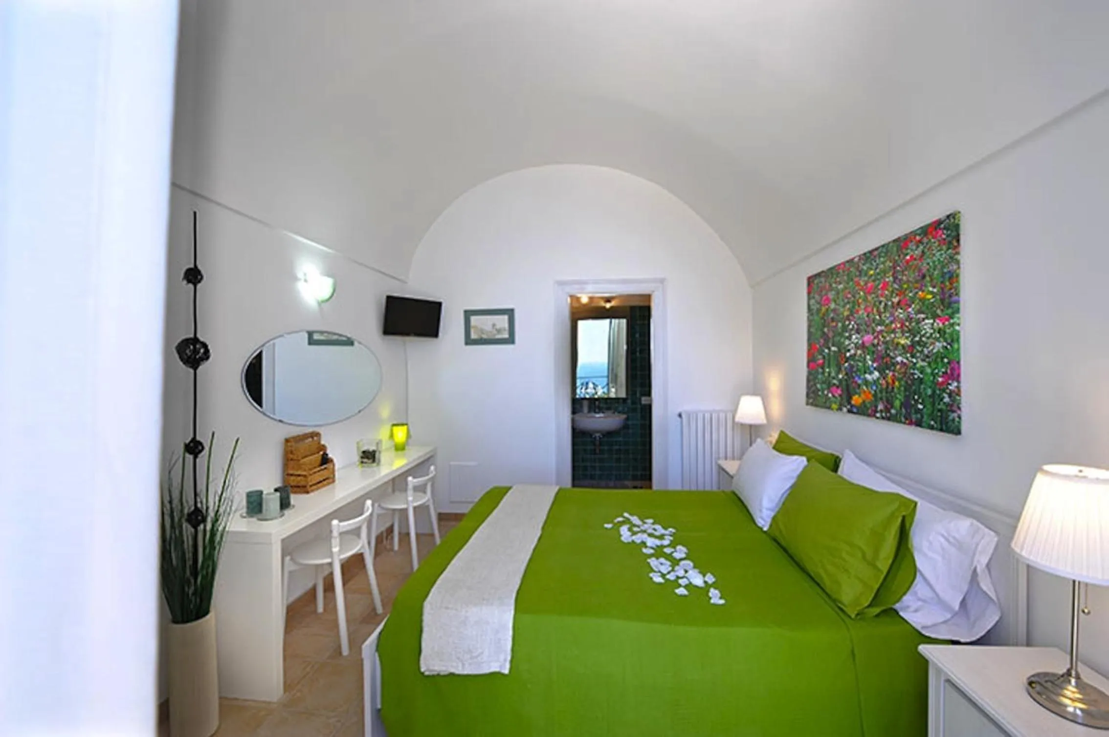 Bed in Villa Knight