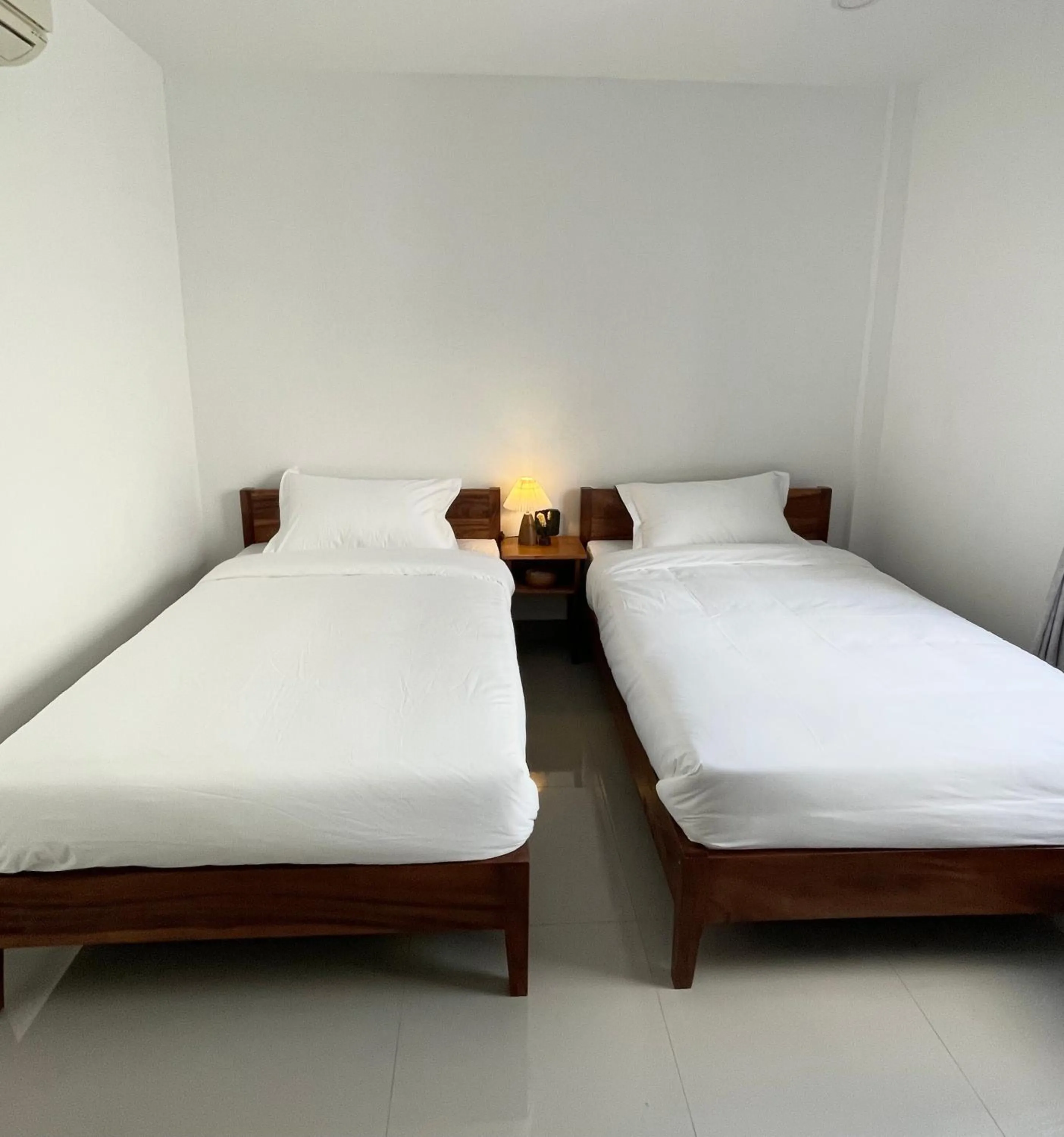Bed in 22 Homestay-near AEON Mall 3 & Techo International Aiport