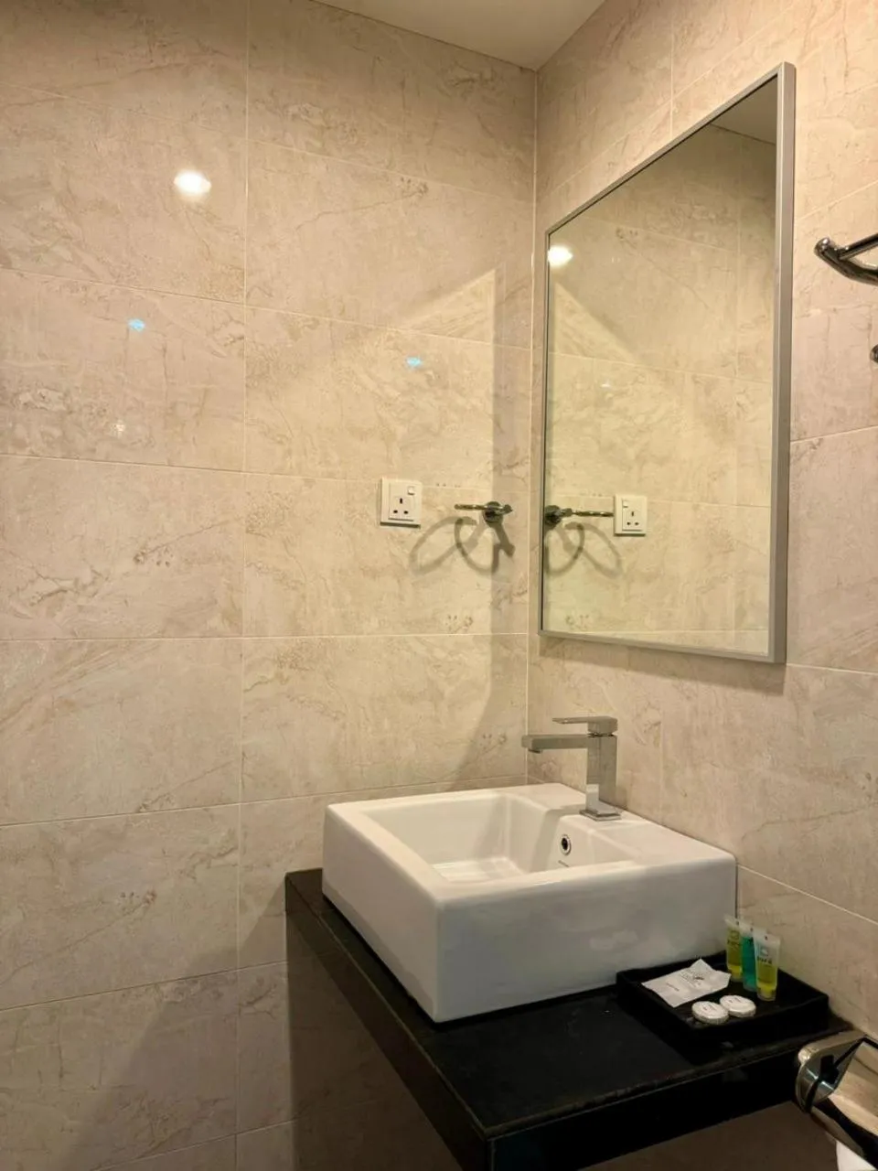 Bathroom in Chariton Hotel Nusa Bestari