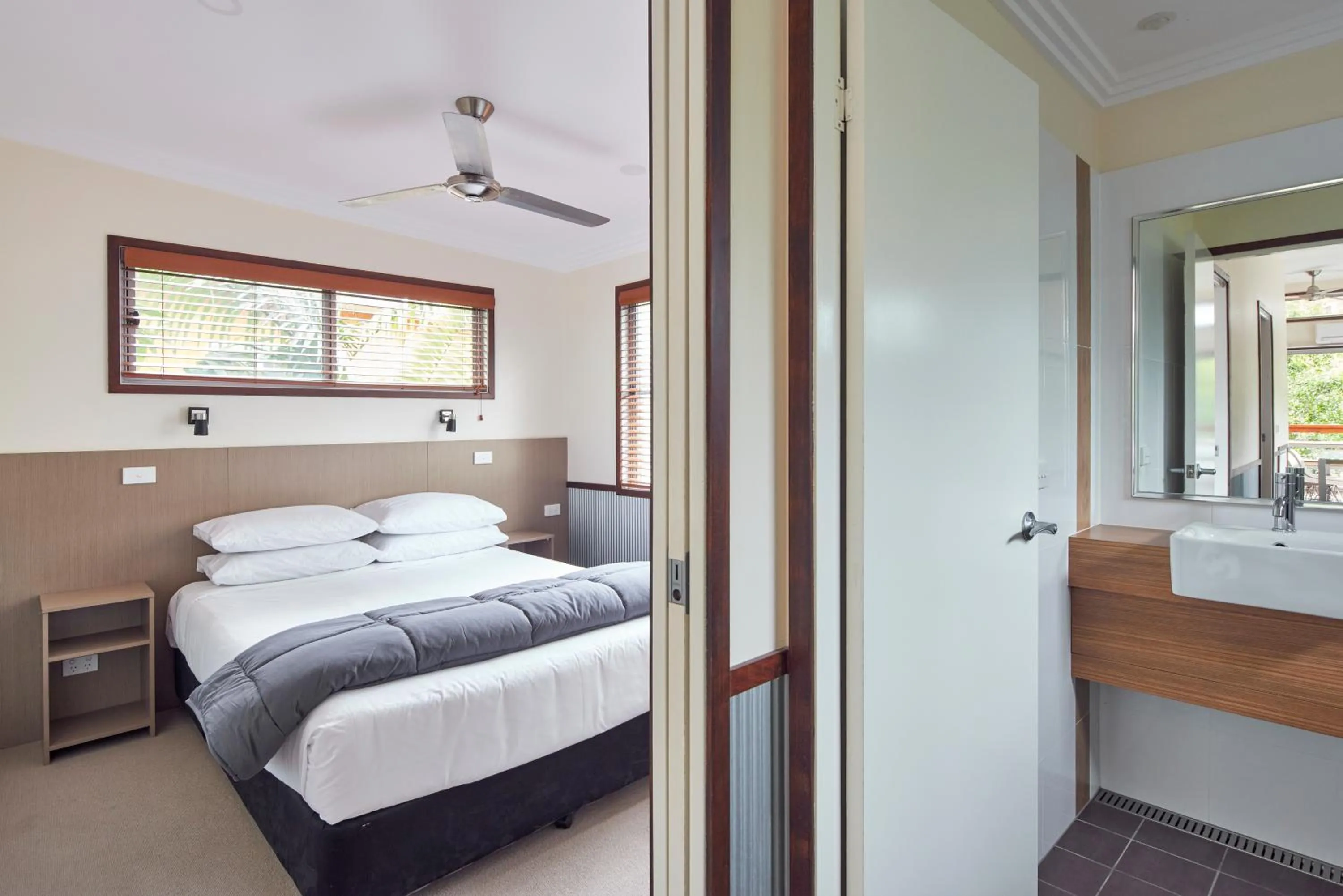 Photo of the whole room, Bed in NRMA South West Rocks Holiday Park