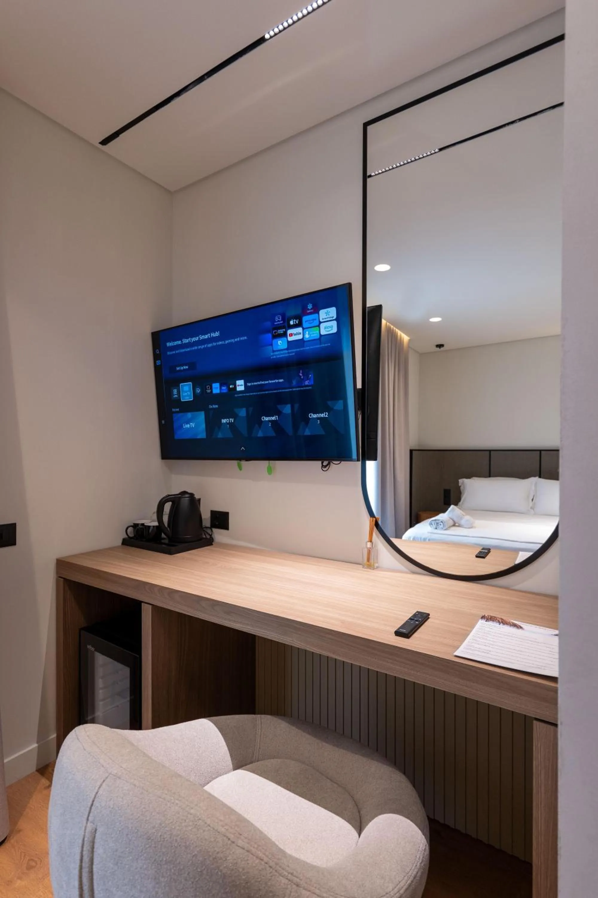 TV and multimedia, Bed in Grand Hotel Saranda