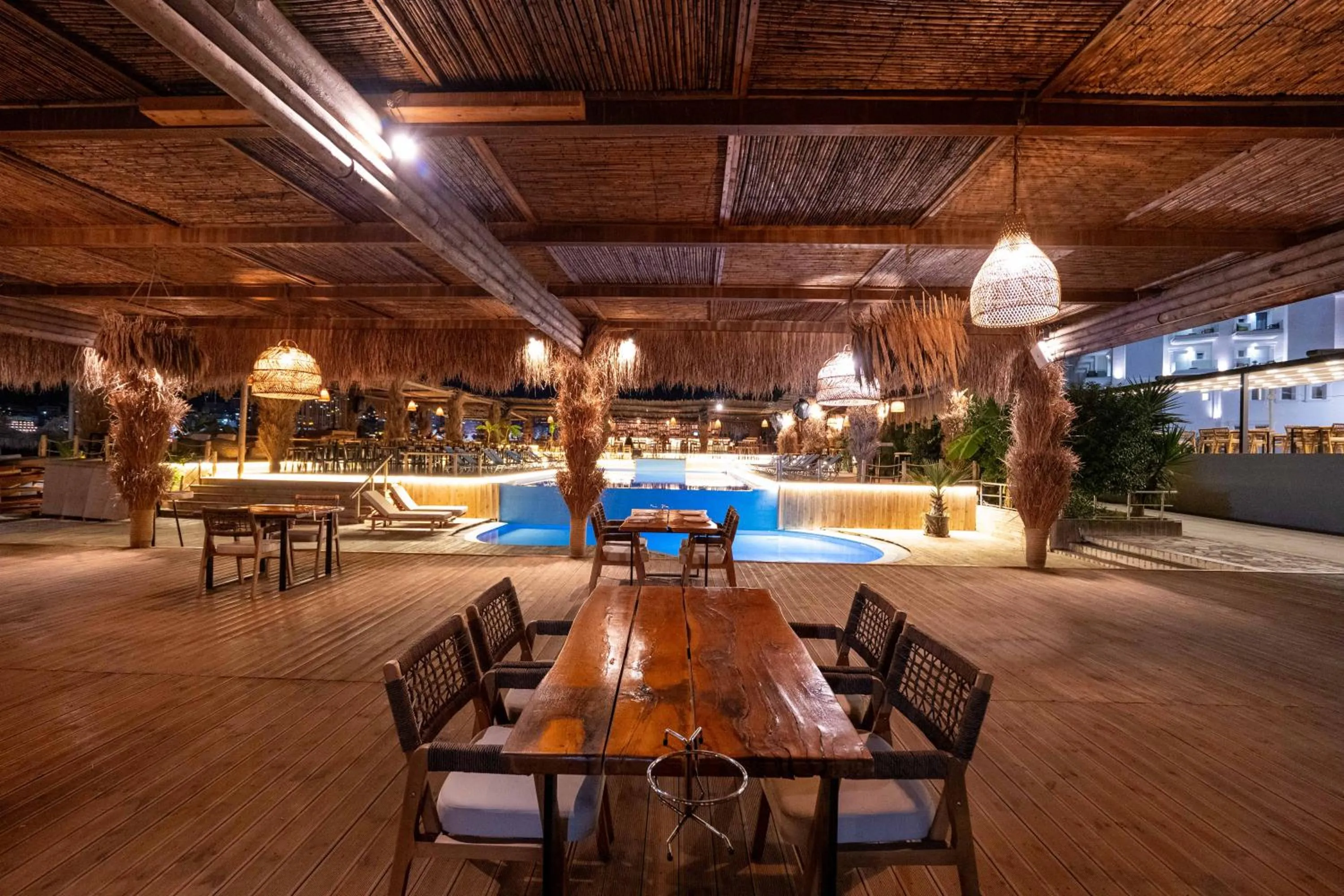 Night in Grand Hotel Saranda