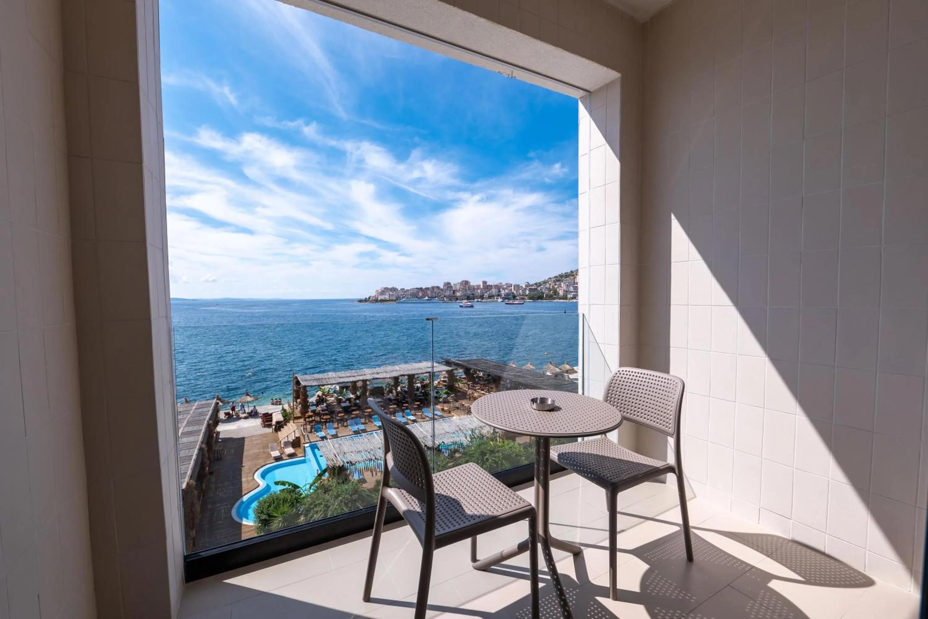 Day in Grand Hotel Saranda