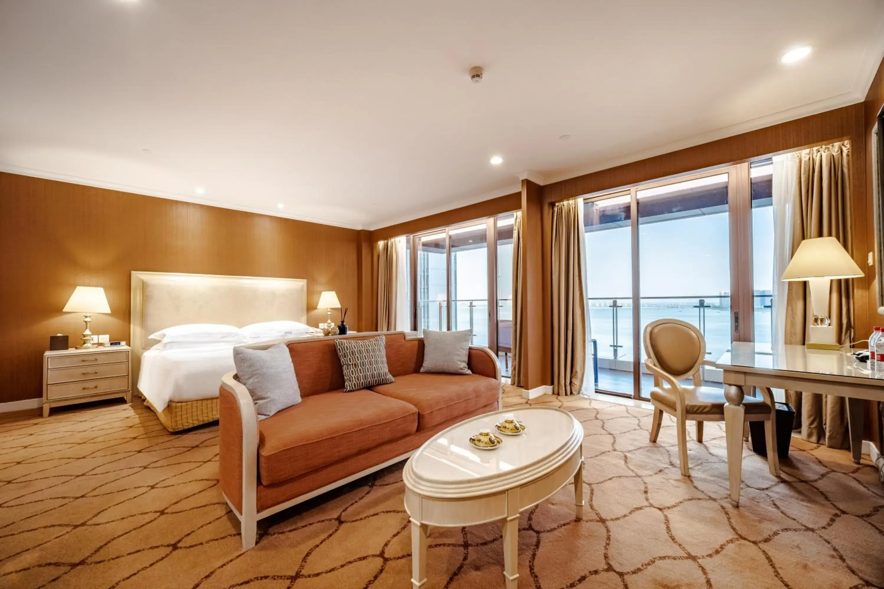 Deluxe King Room-Sea View - single occupancy in Similan Hotel Zhuhai-Gongbei Port Deluxe King Room-Sea View - single occupancy in Similan Hotel Zhuhai-Gongbei Port