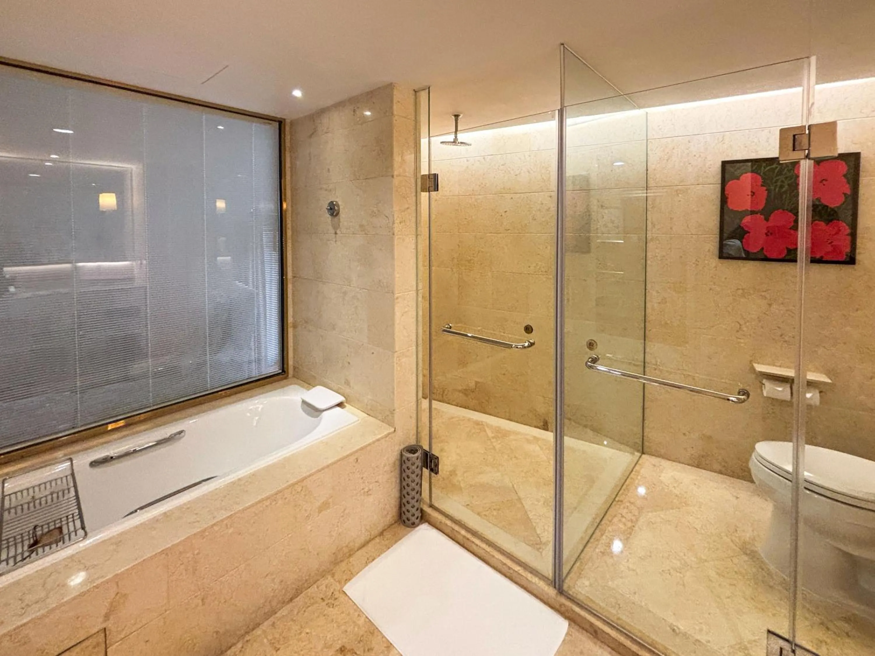 Shower in Similan Hotel Zhuhai-Gongbei Port