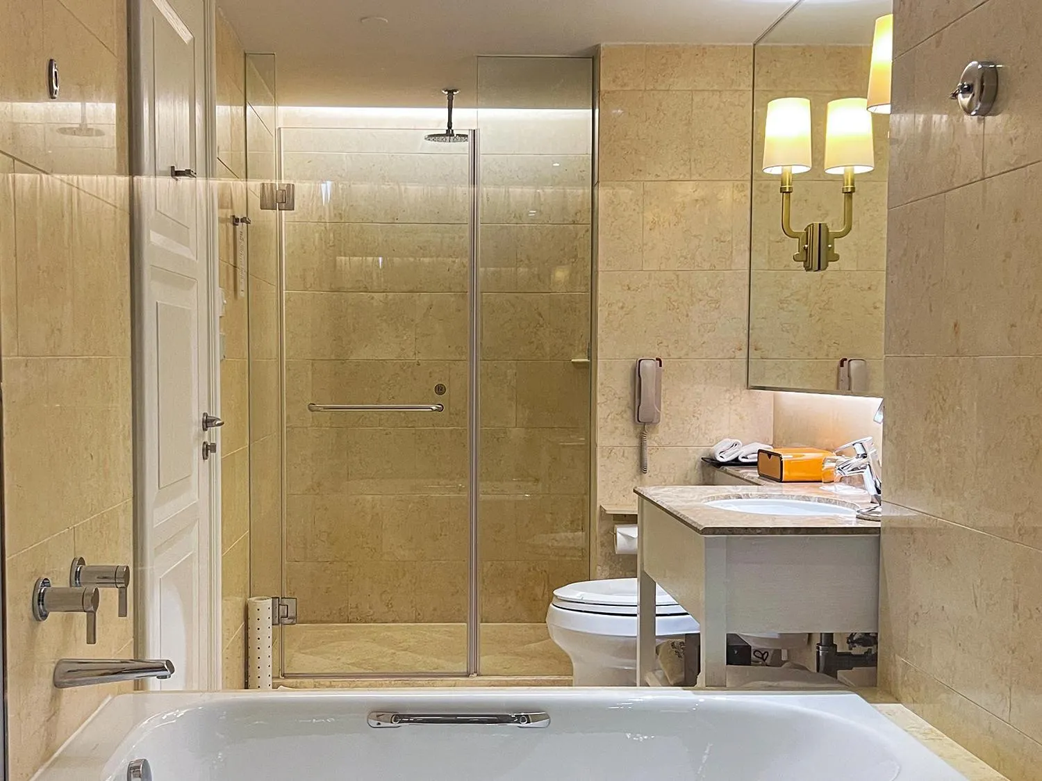 Bath in Similan Hotel Zhuhai-Gongbei Port