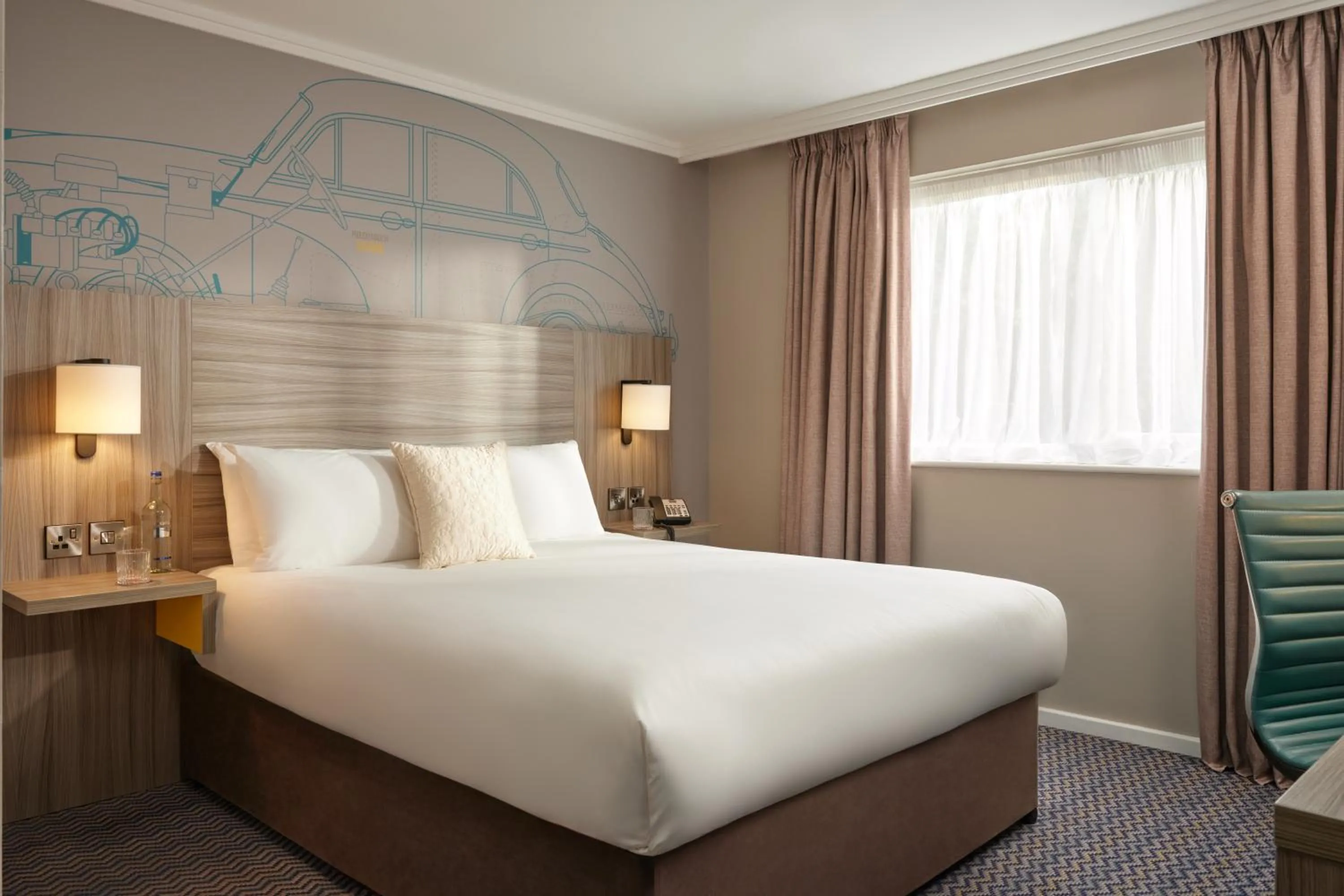 Bedroom, Bed in Leonardo Royal Hotel Oxford