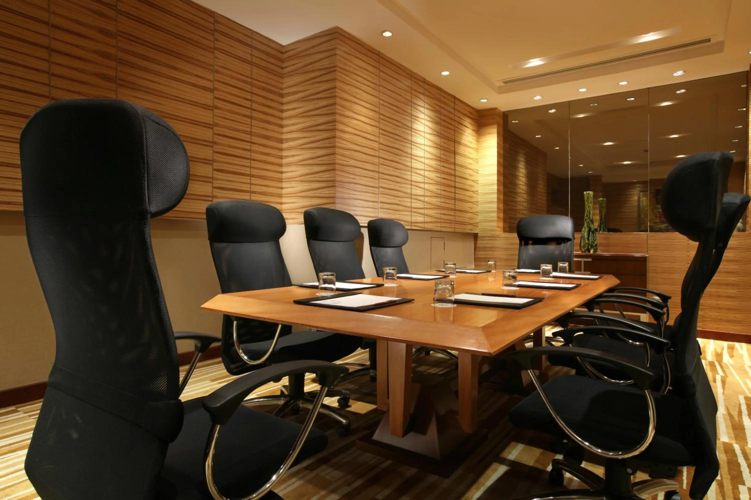 Business facilities in Min Zu Hotel