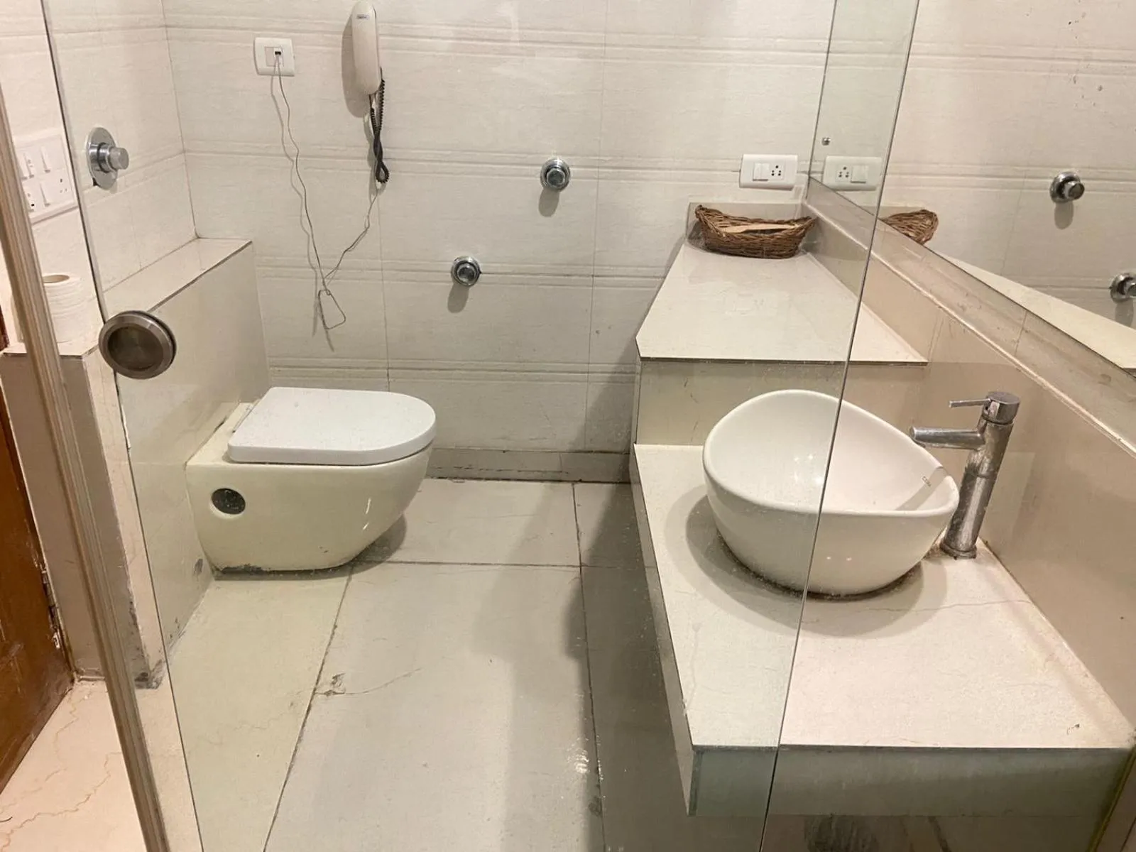 Toilet in Modi Hotel & Resorts