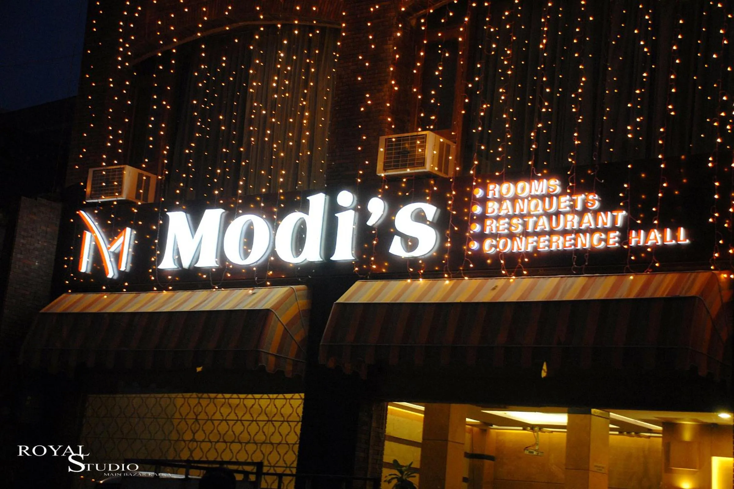 Night in Modi Hotel & Resorts
